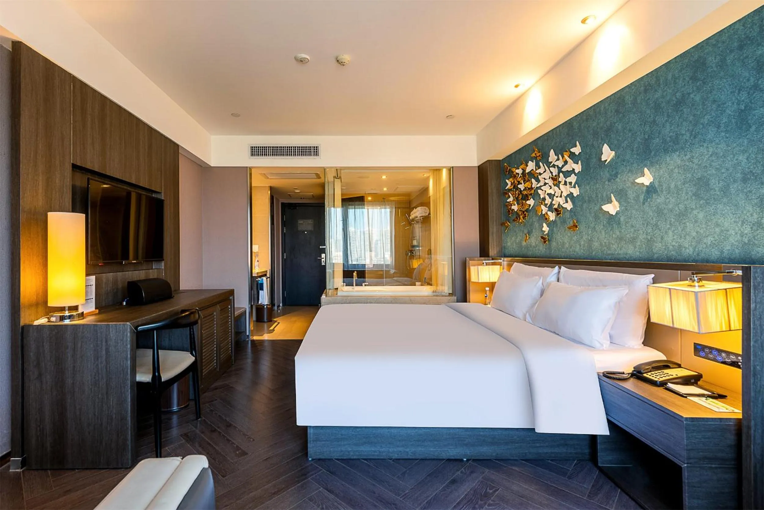 Photo of the whole room in Crystal Orange Hotel Guangzhou Taojin Branch