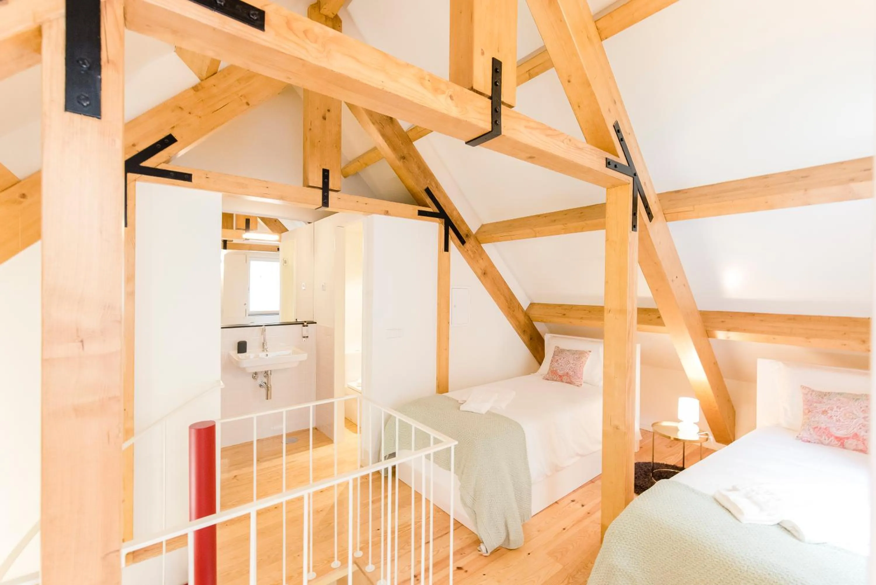 Bedroom, Bed in Oporto Trendy River