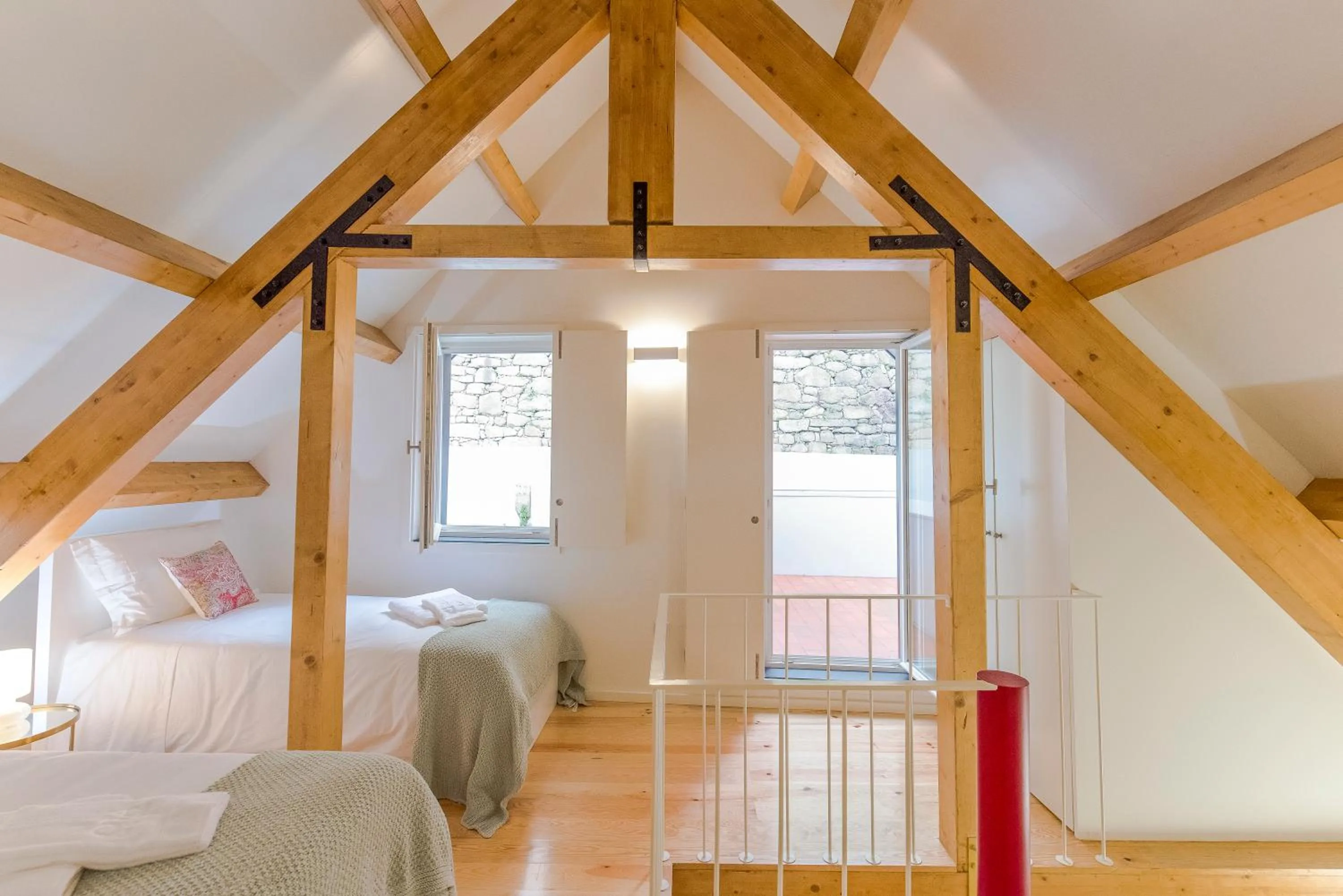 Bedroom, Bed in Oporto Trendy River