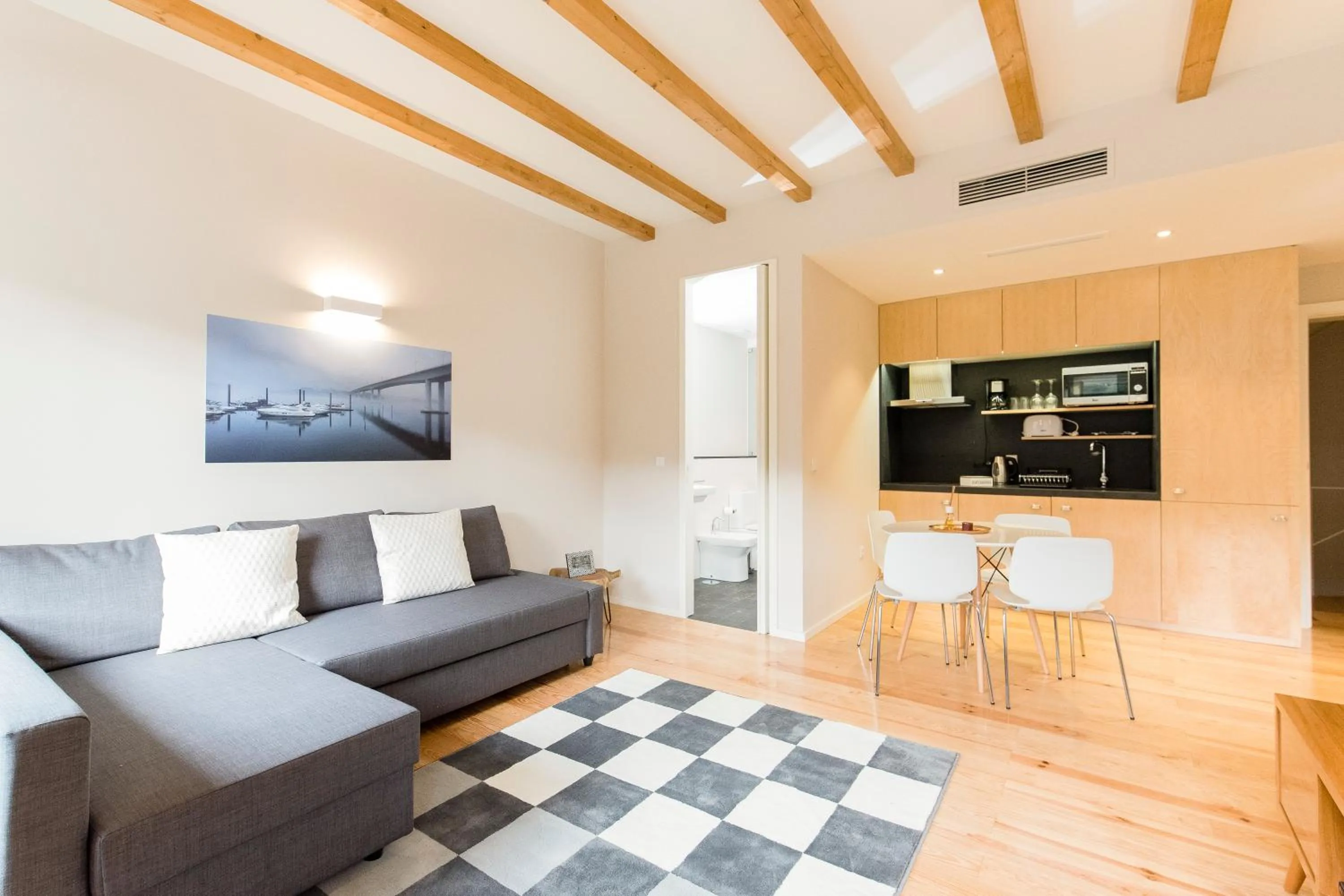 Kitchen or kitchenette in Oporto Trendy River