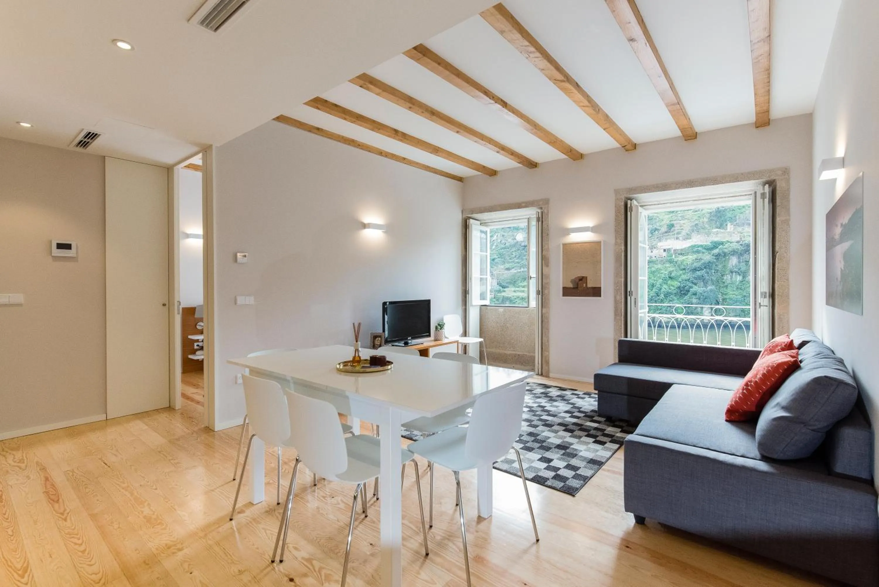 Living room in Oporto Trendy River