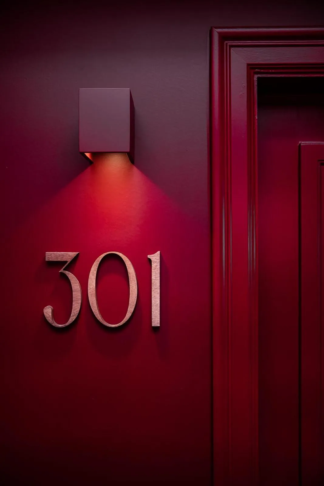 Decorative detail in Hotel Rose Red