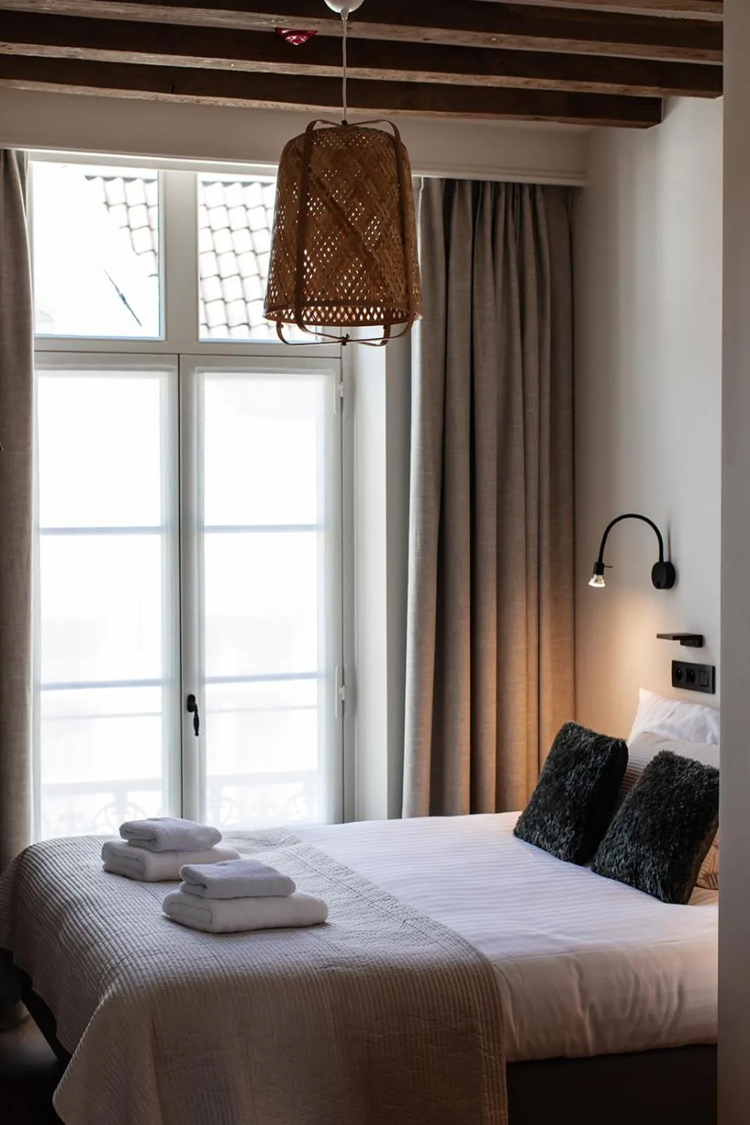 Bedroom, Bed in Hotel Rose Red