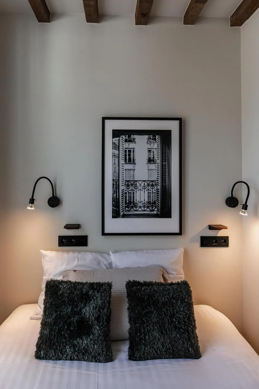 Bedroom, Bed in Hotel Rose Red