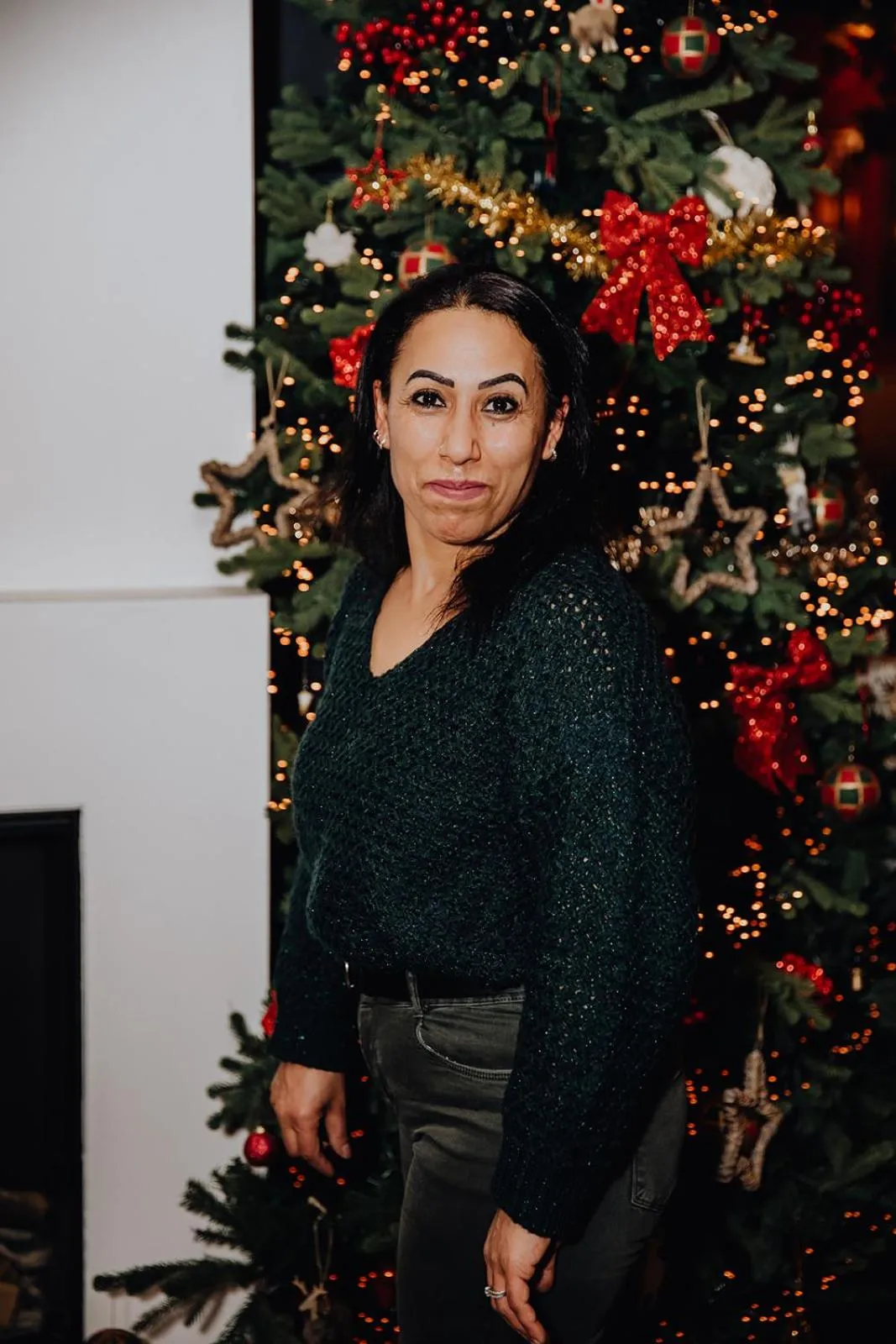 People in Hotel Rose Red