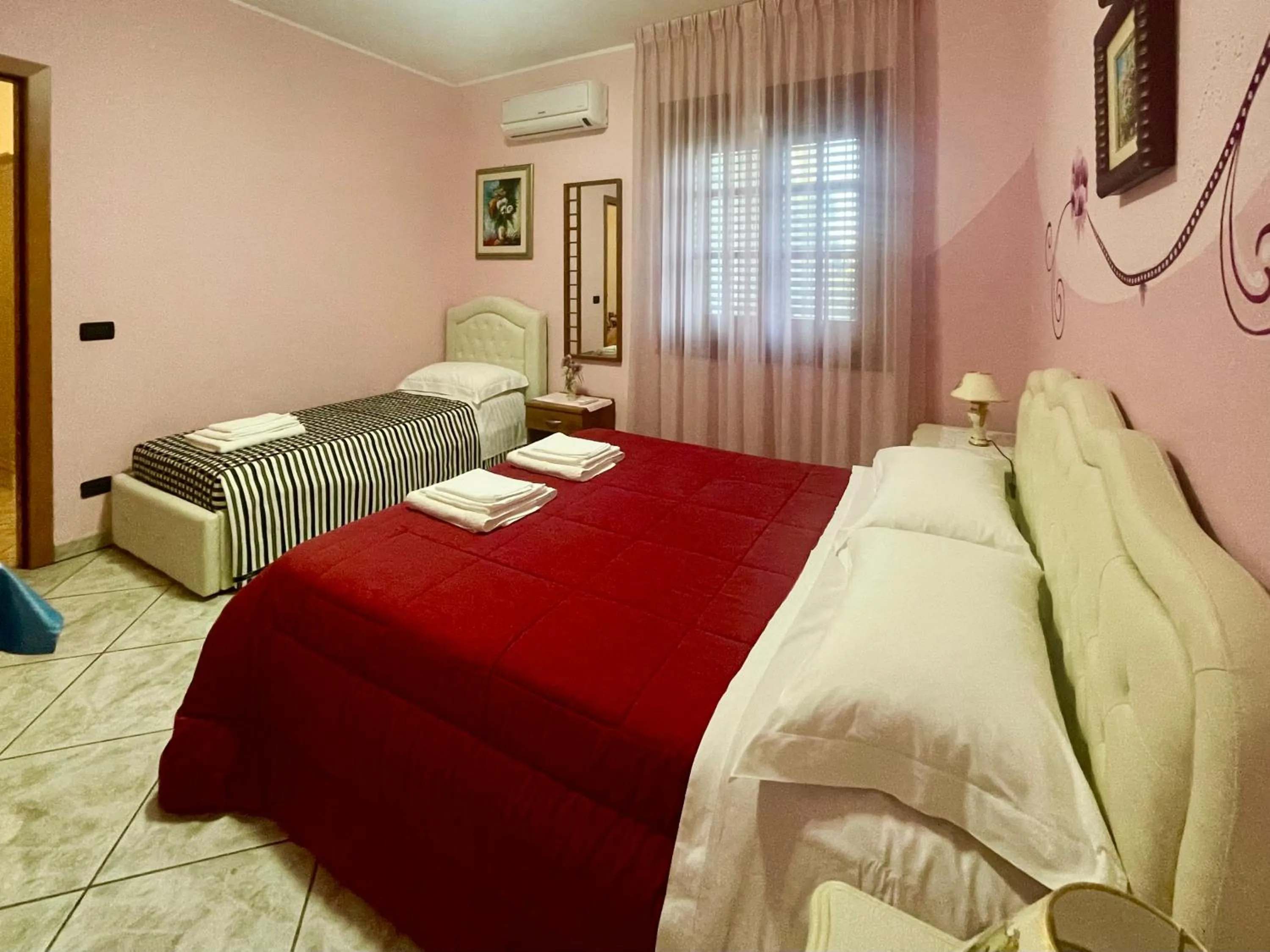 Bed in B&B Villa Ciccone