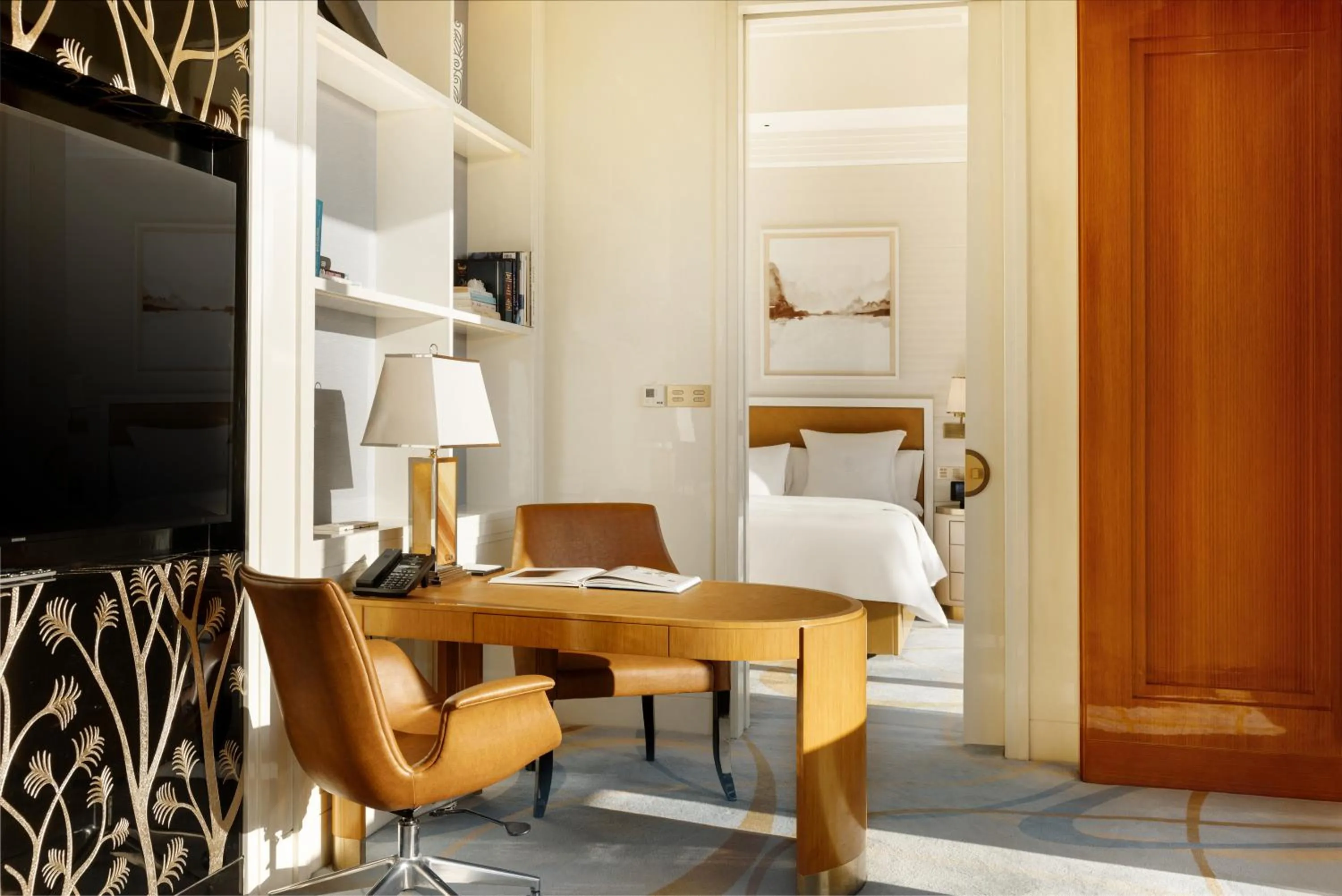 Bed in Four Seasons Hotel Tianjin