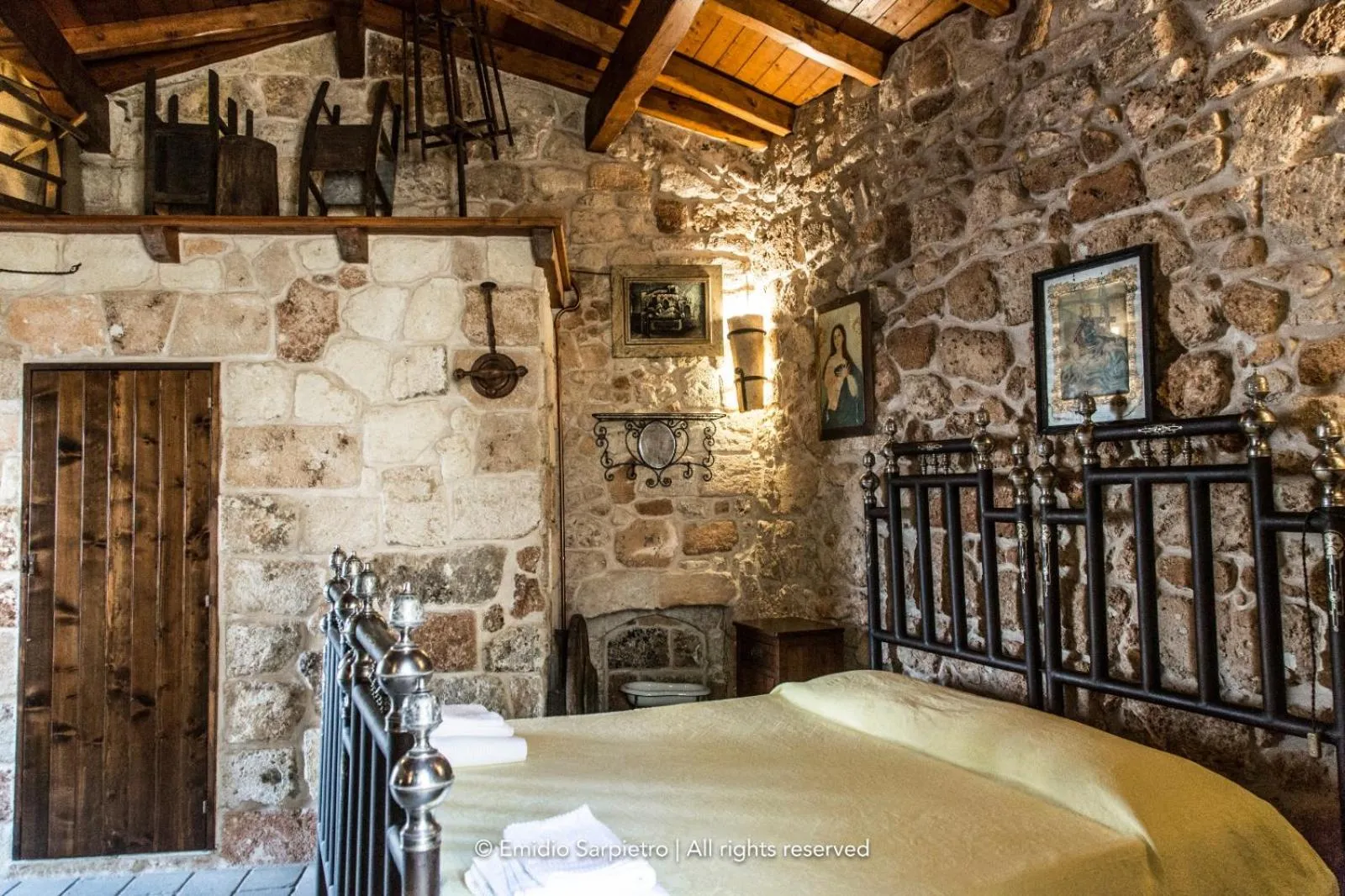 Bedroom in B&B Pergulea