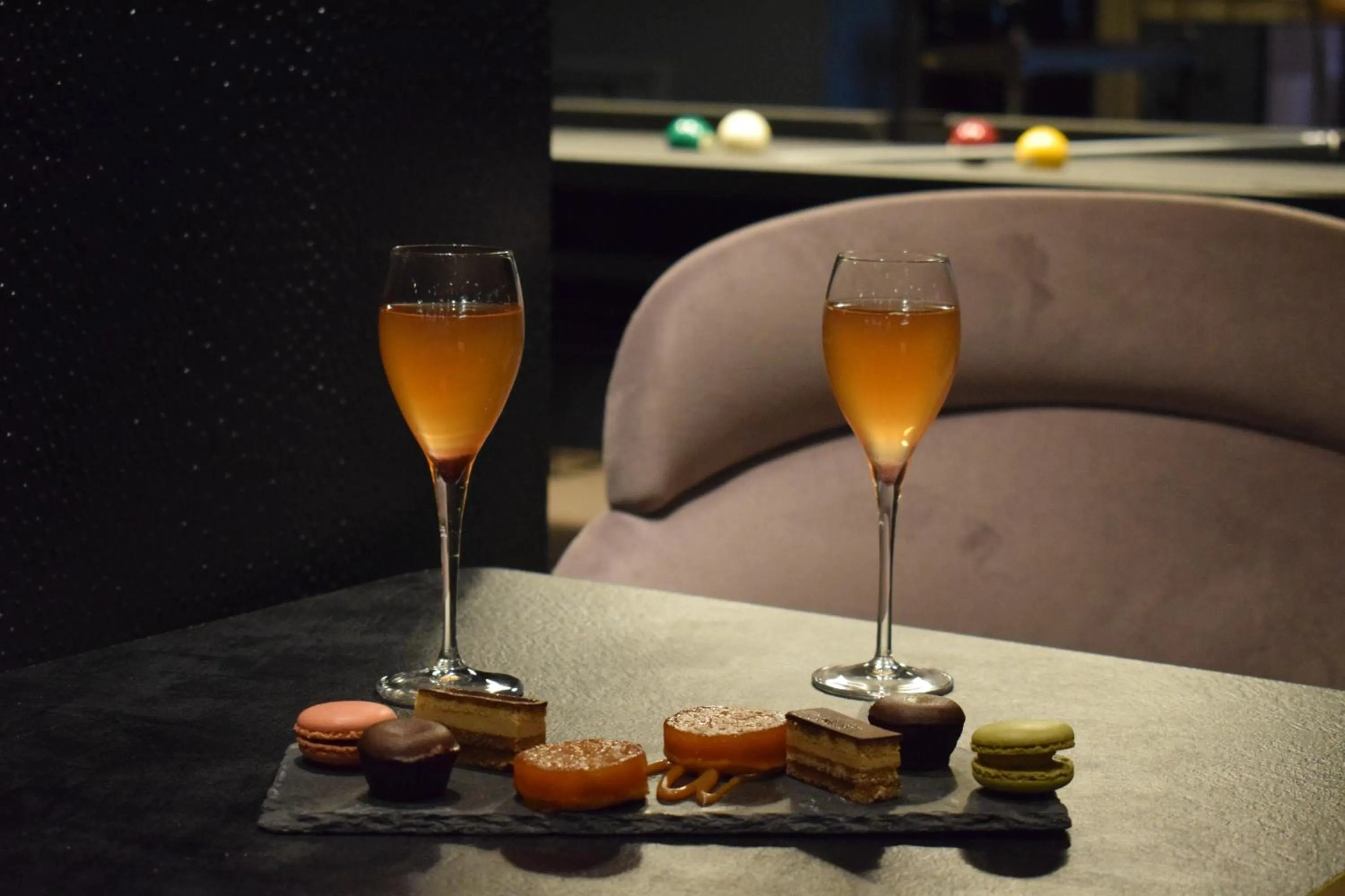 Food and drinks in Le Trophée Boutique Hôtel Spa- La Loggia Appart'hôtel