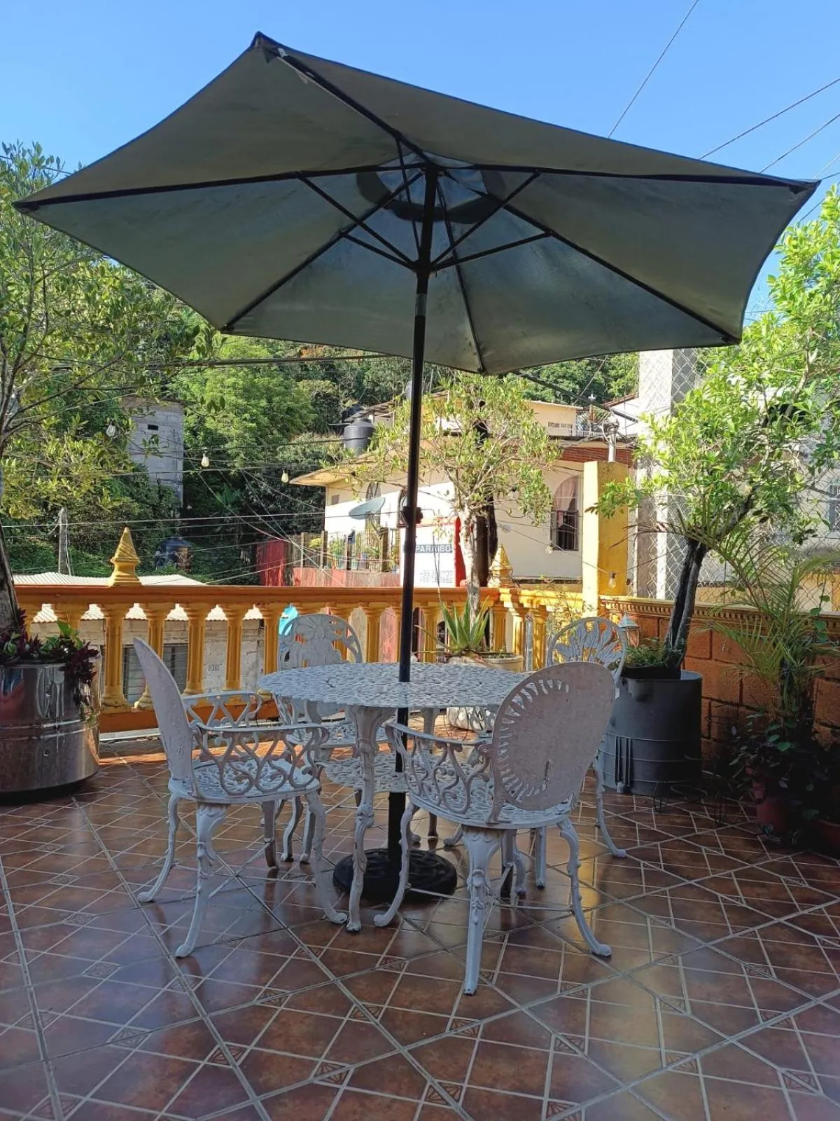 POSAD FAMILIAR EL PARAiSO