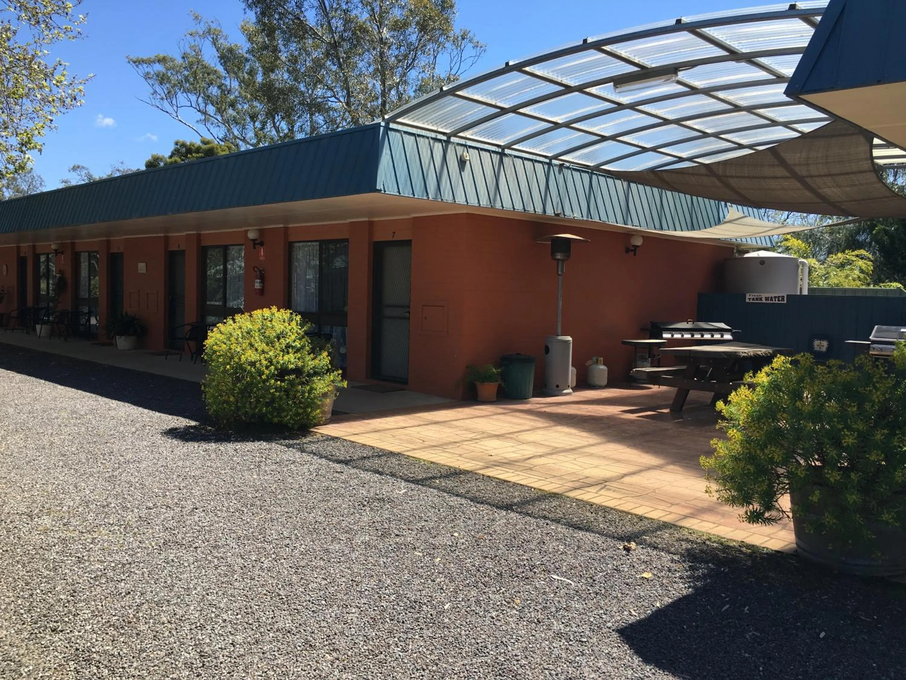 BBQ facilities in Avoca Motel