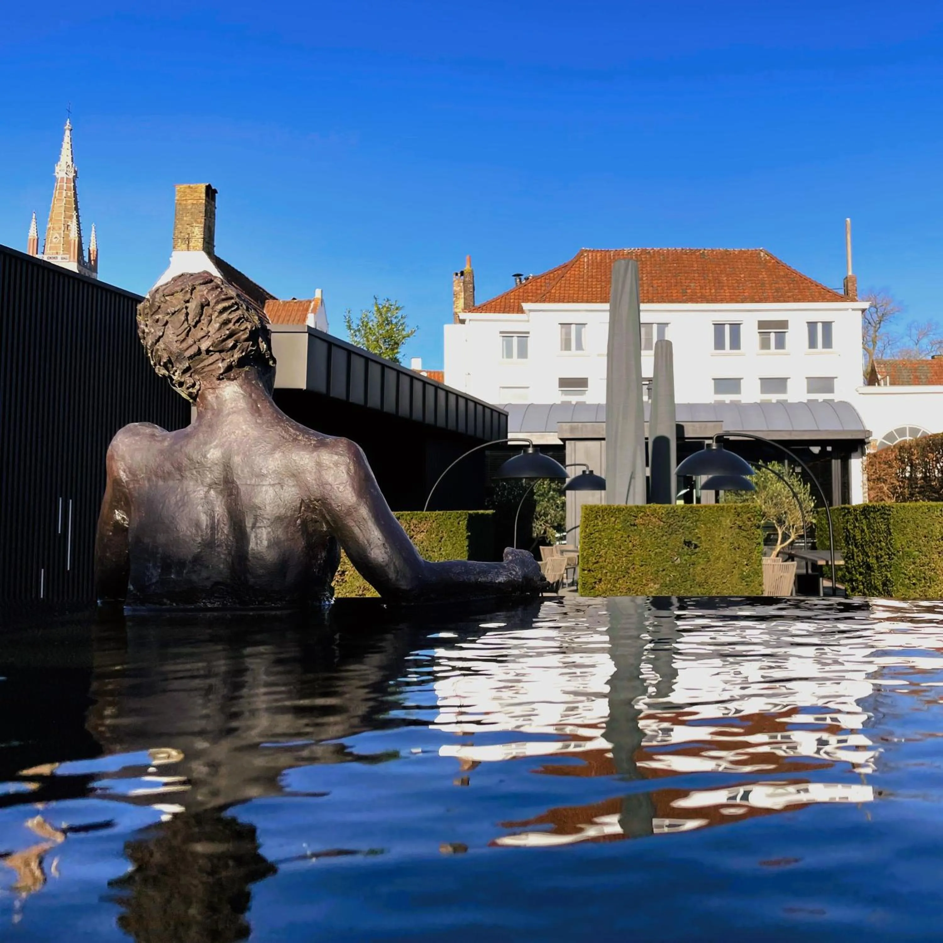 Day in Hotel Montanus