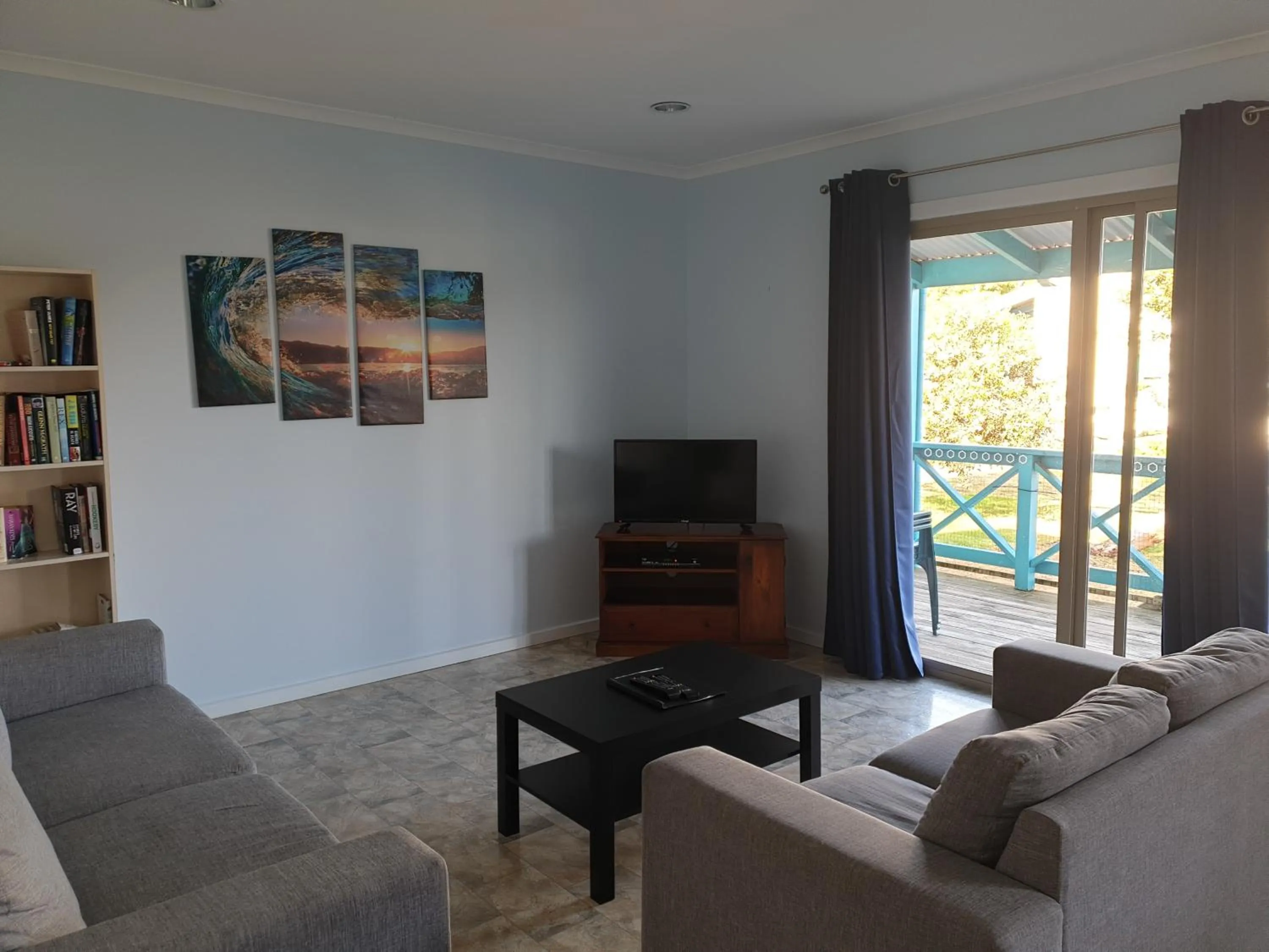 Living room in Marion Bay Holiday Villas