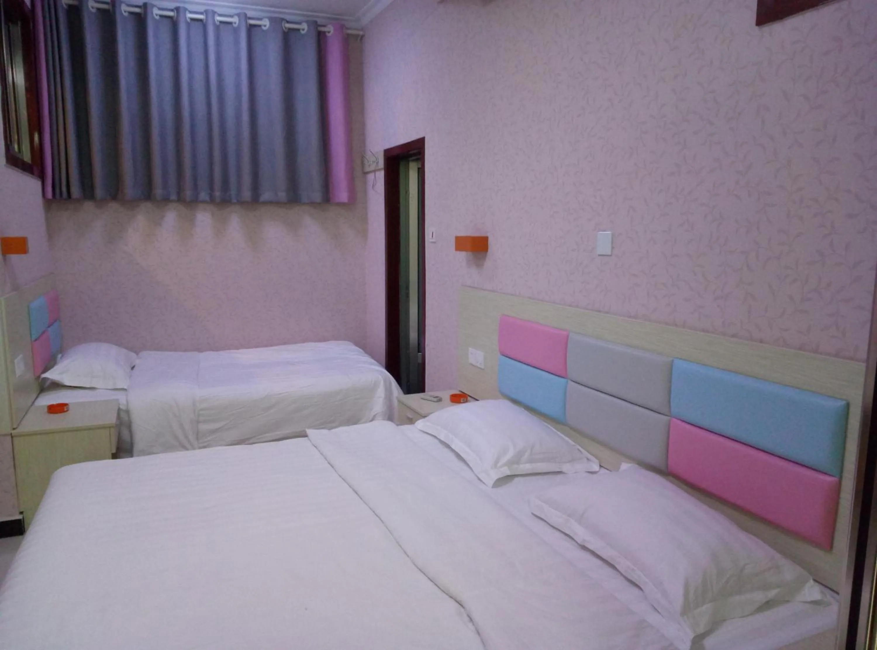 Bedroom, Bed in Qufu Garden Hotel