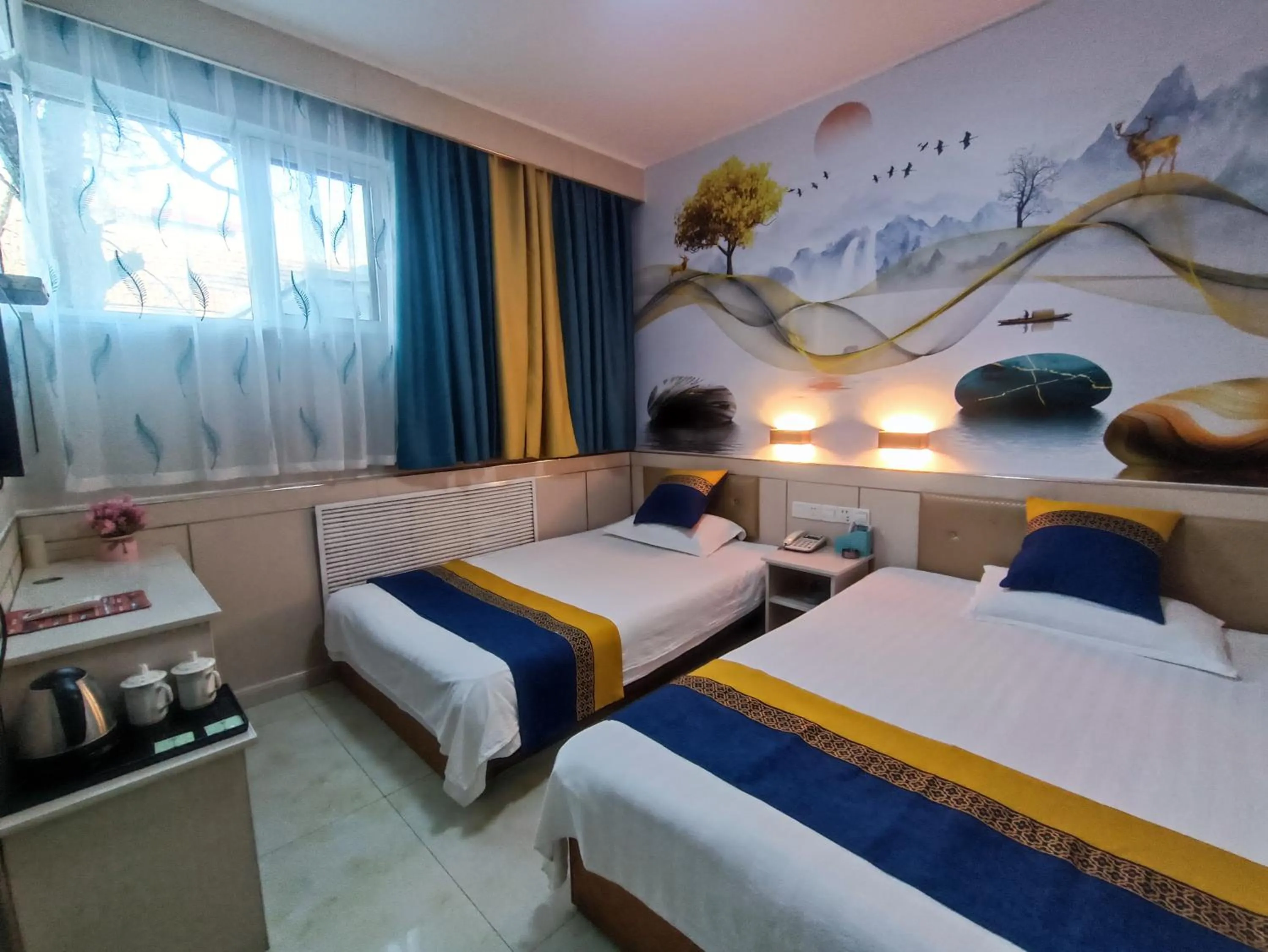 Photo of the whole room, Bed in Qufu Garden Hotel