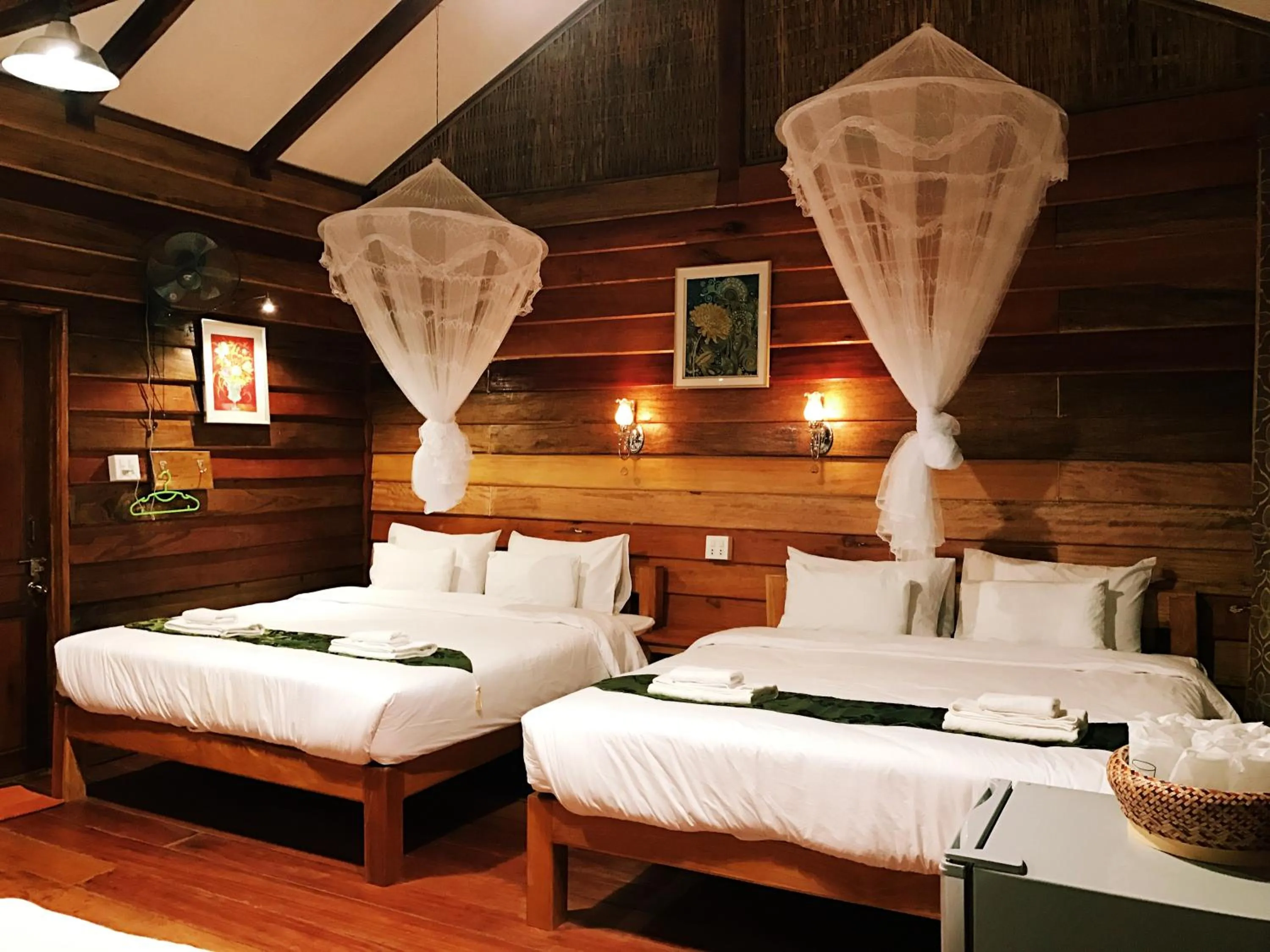 Property building, Bed in Phoxay Ngam Resort
