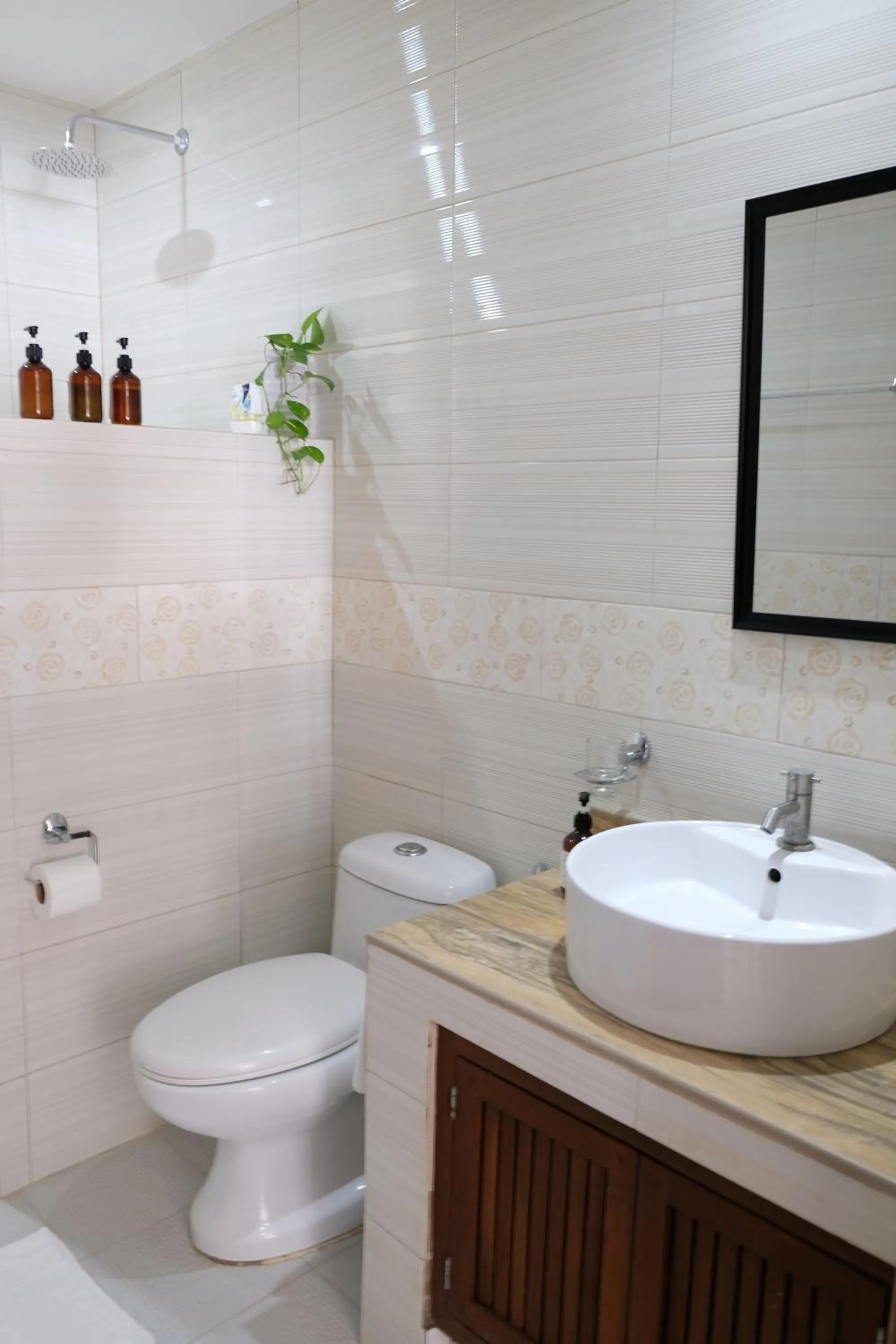 Bathroom in Sundown Resort & Austrian Pension House