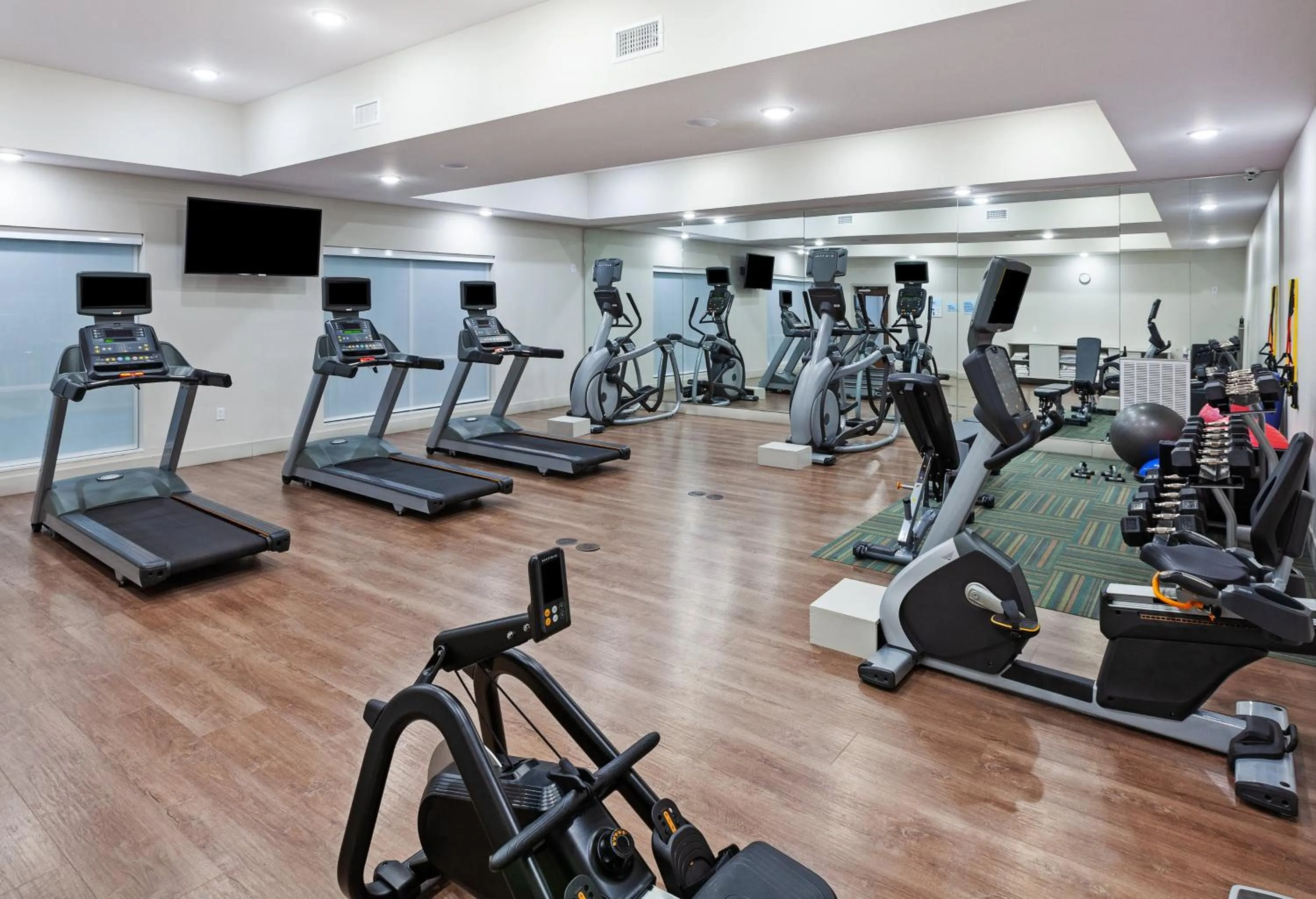 Fitness centre/facilities in Holiday Inn Express & Suites - Brenham South by IHG