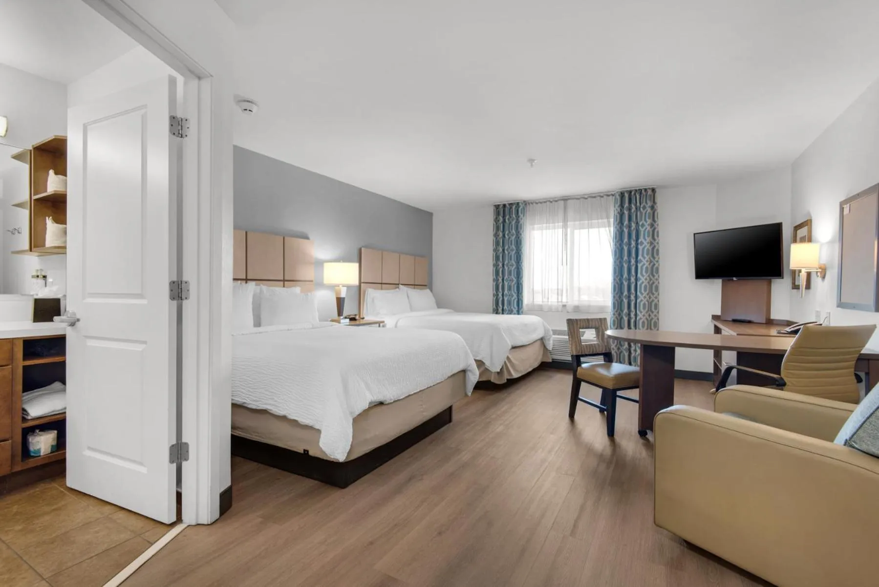 Bed in Candlewood Suites - Pensacola - University Area by IHG