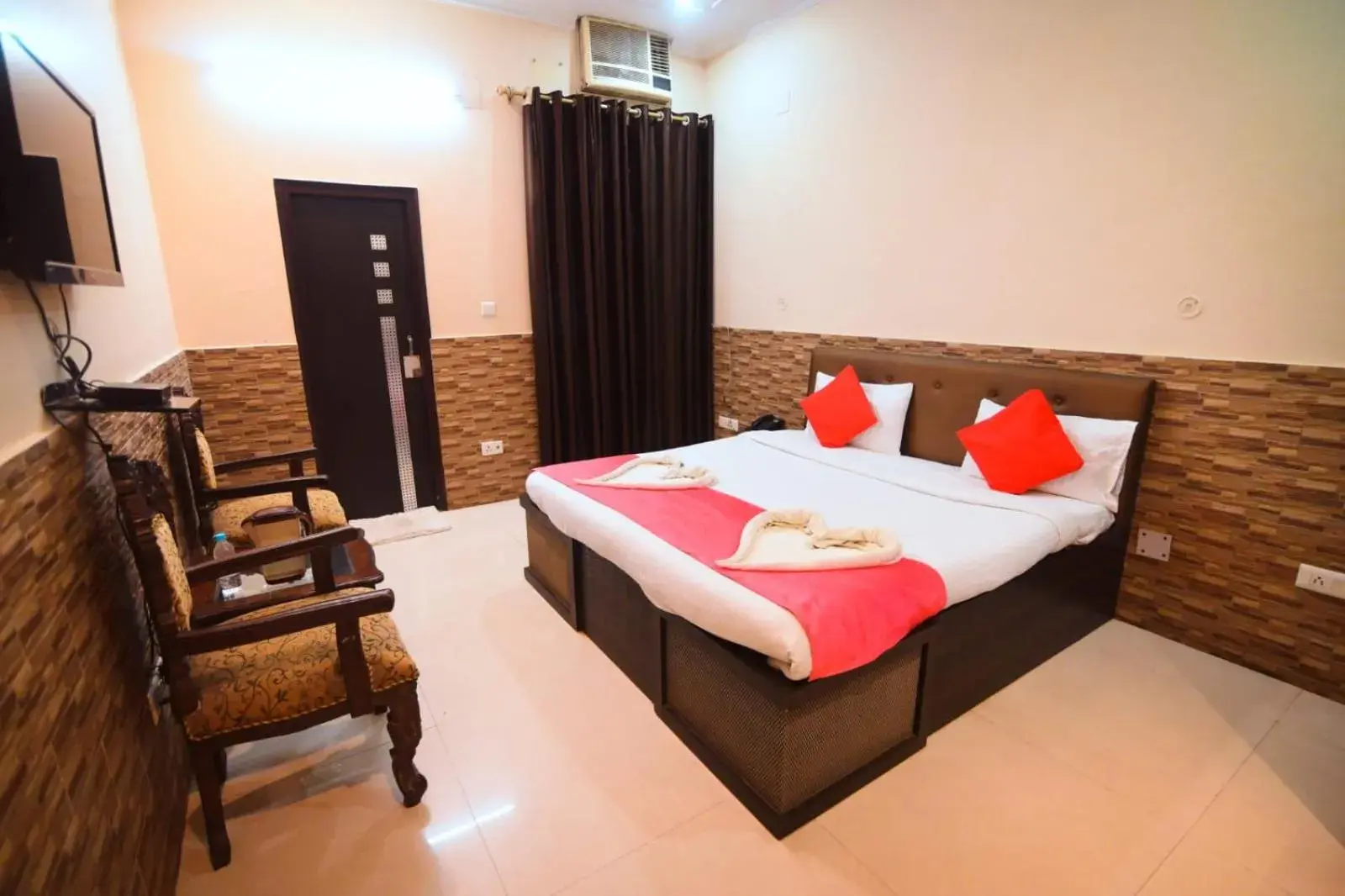 Standard Double Room in Taraji Resort Standard Double Room in Taraji Resort