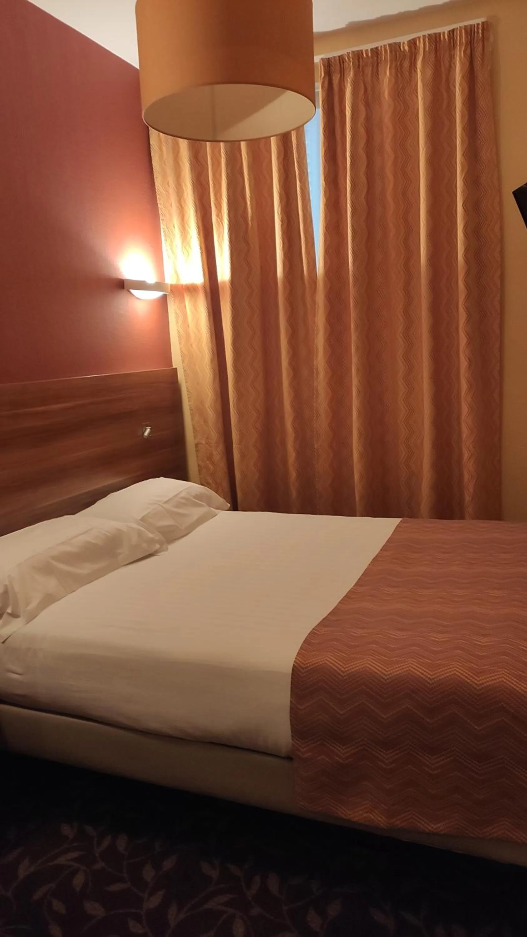 Photo of the whole room, Bed in Residence Share Inn