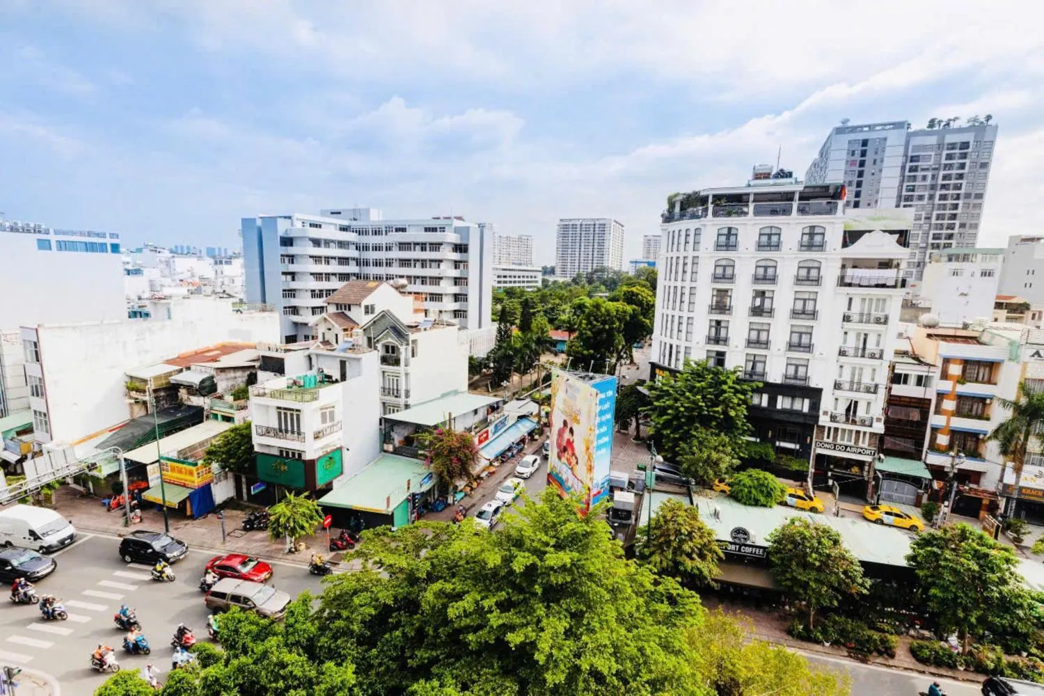 Bird's eye view in Blue Diamond Airport Hotel