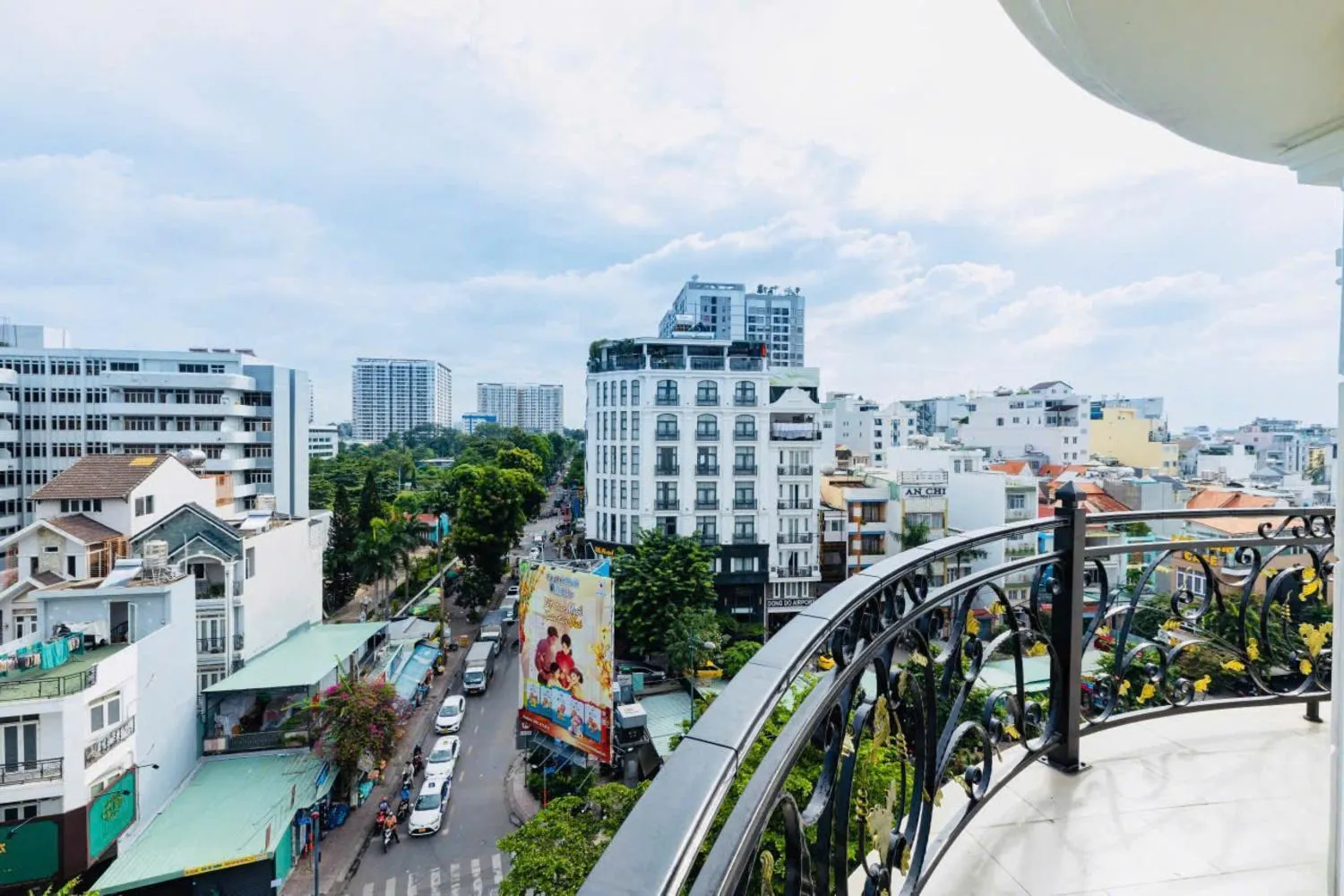 Neighbourhood in Blue Diamond Airport Hotel