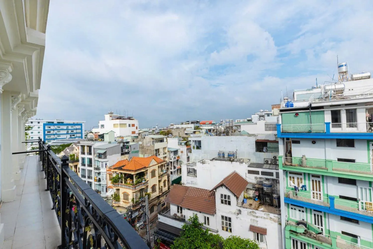 Day in Blue Diamond Airport Hotel