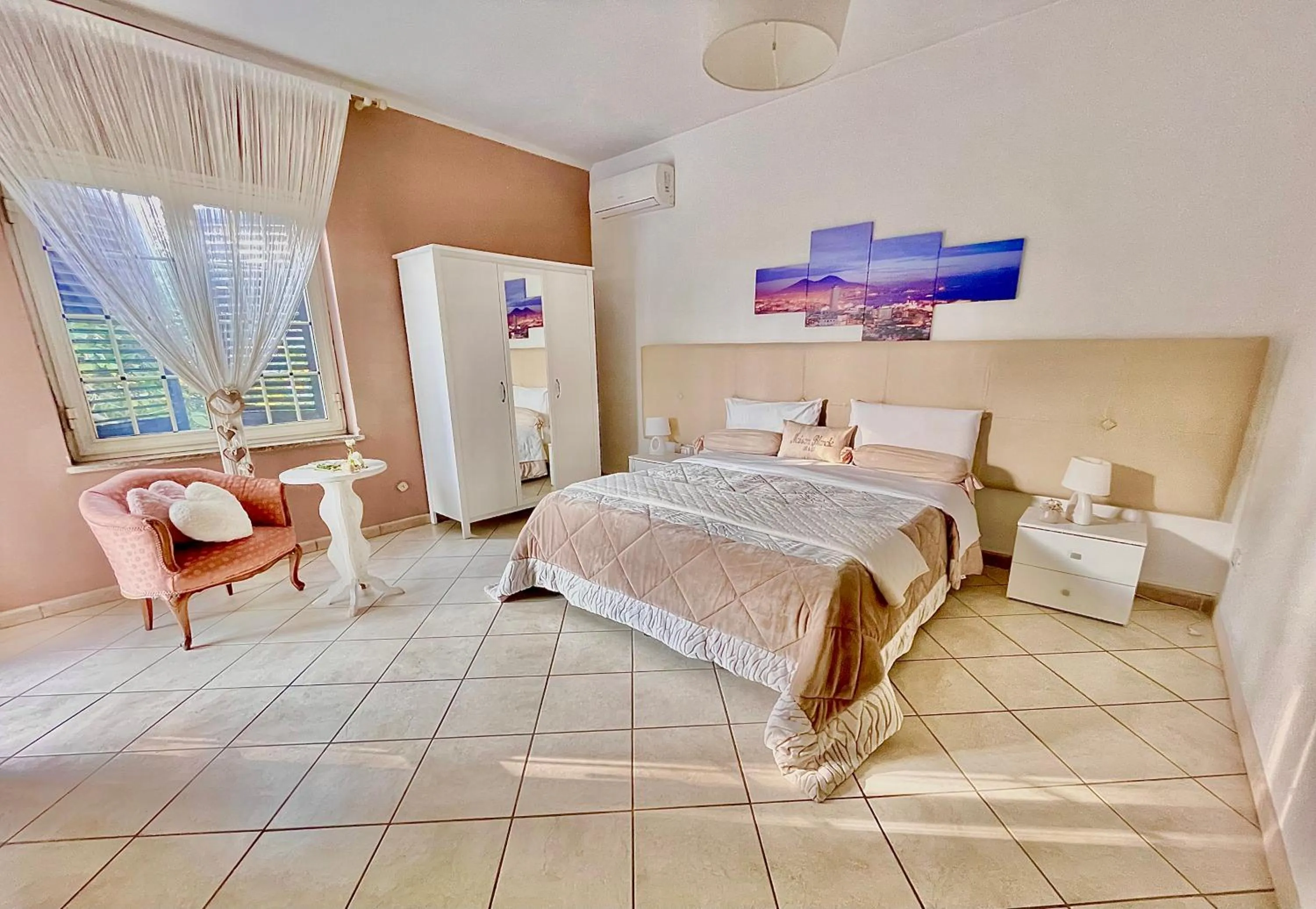 Bathroom, Bed in B&B Maison Blanche