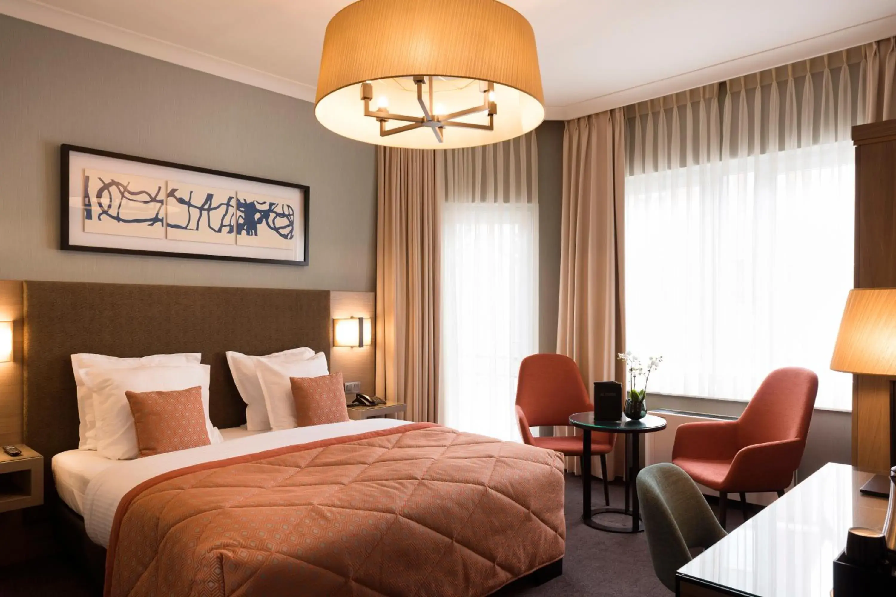 Luxury Balcony Room in Hotel Aragon Luxury Balcony Room in Hotel Aragon