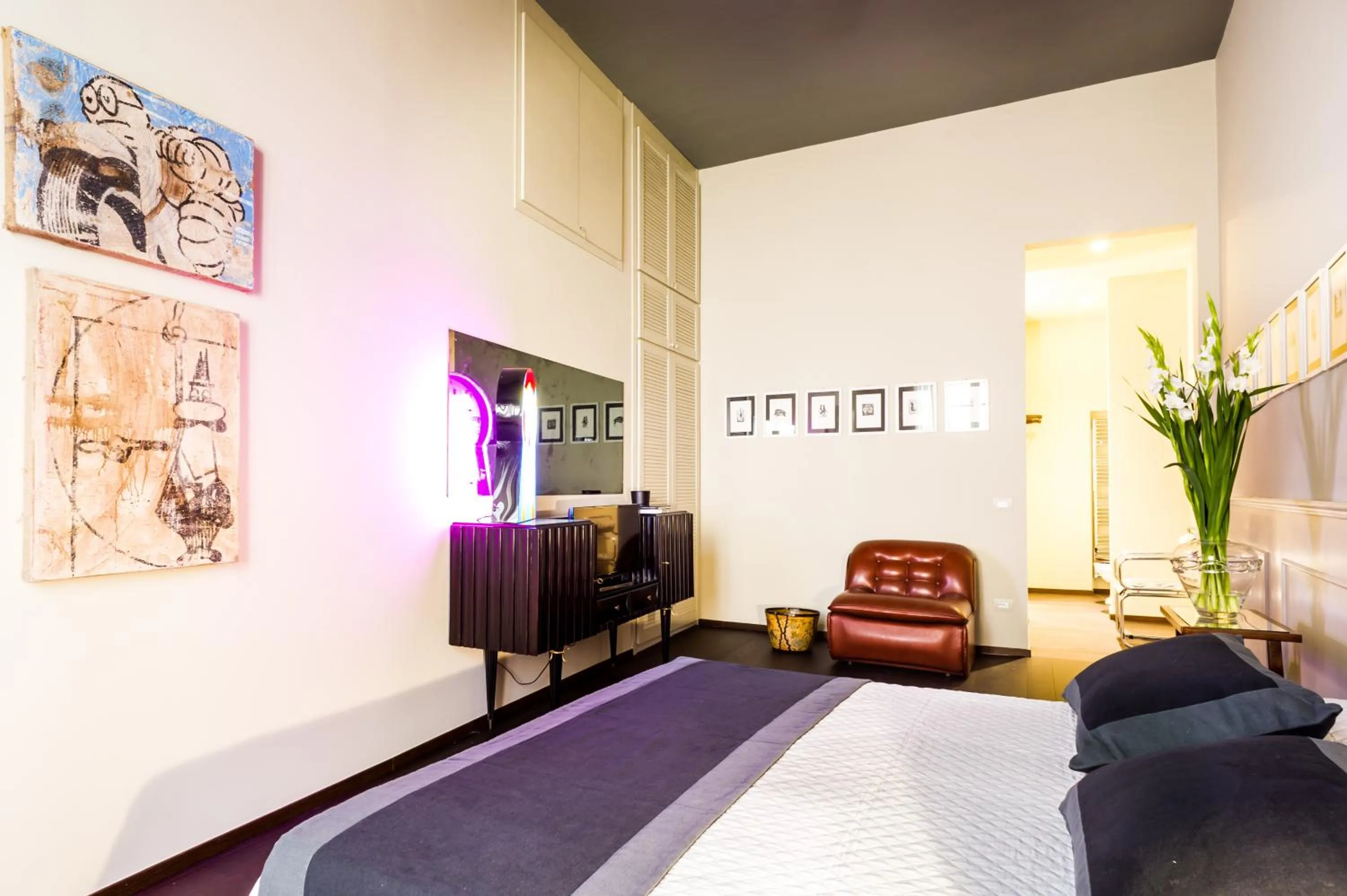 Photo of the whole room, Bed in Arnobio Florence Suites