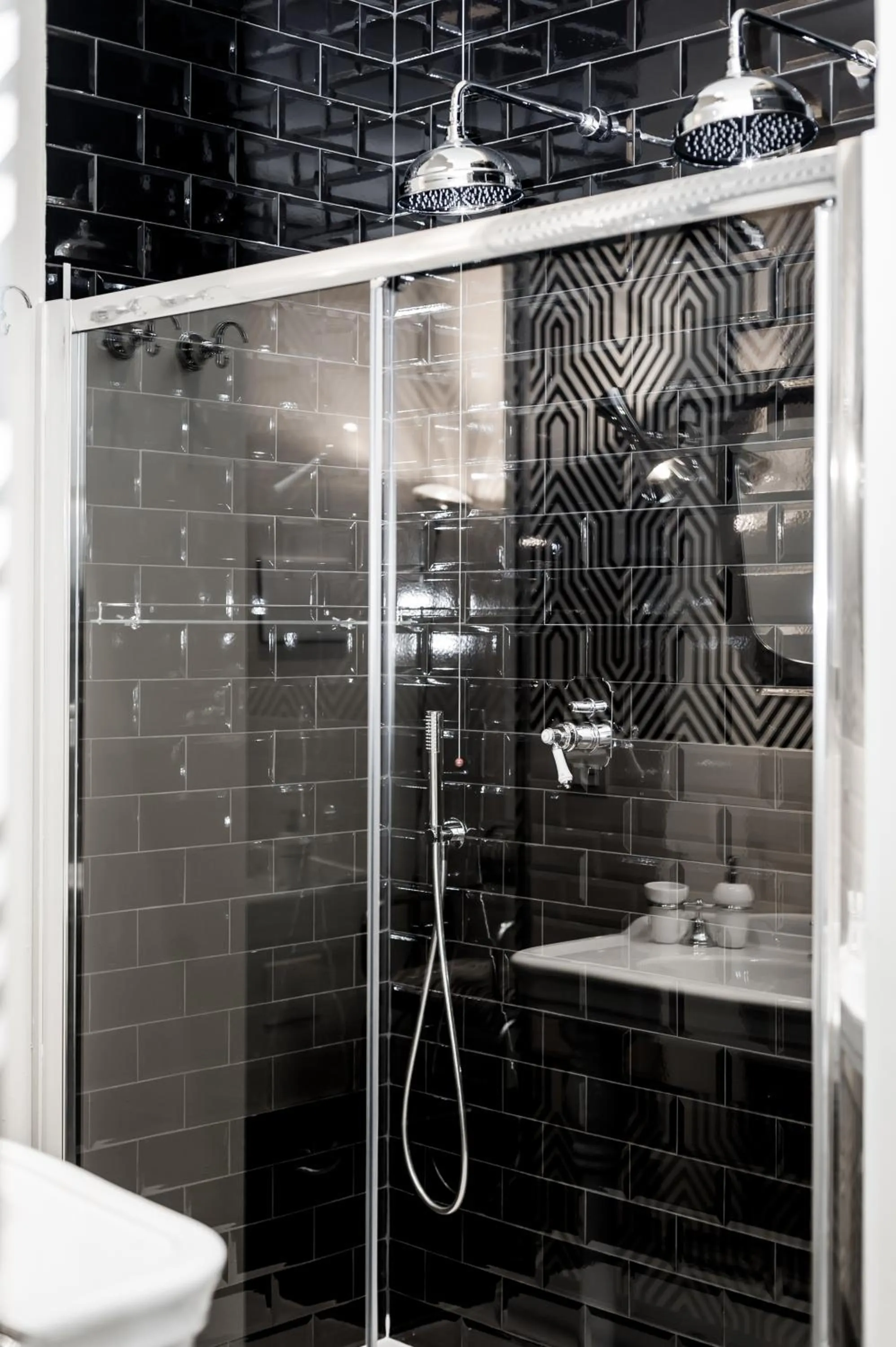 Shower in Arnobio Florence Suites