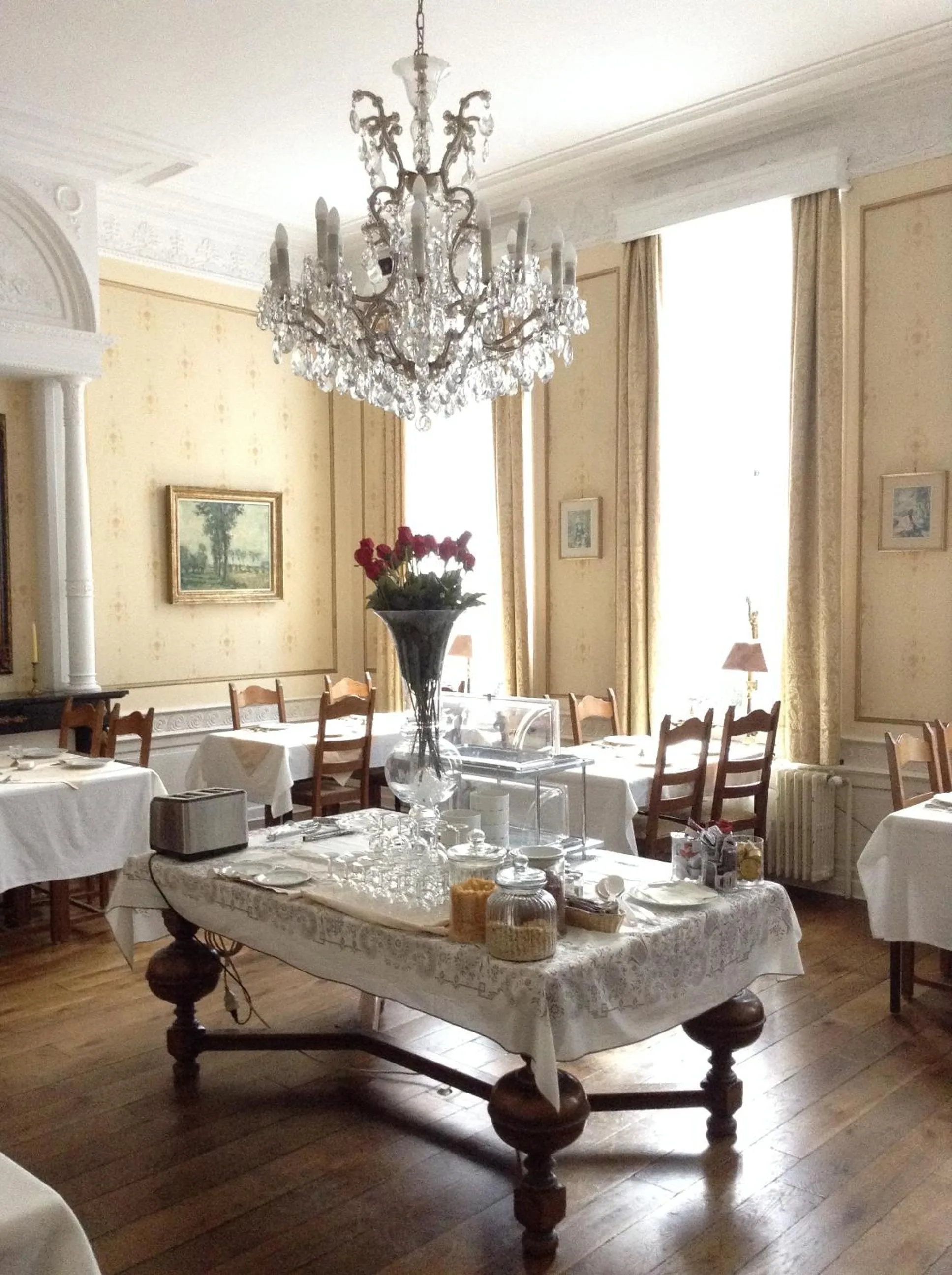 Restaurant/places to eat in Hotel Patritius