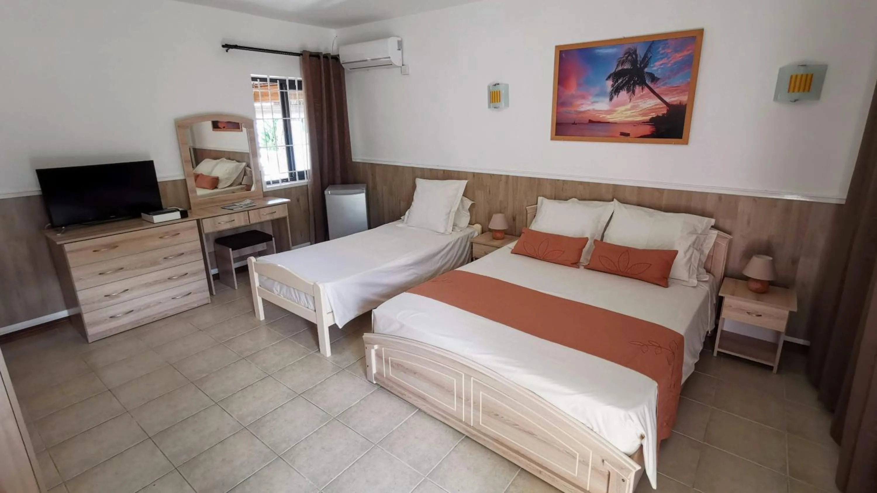 Bed in Blue Beryl Guest House