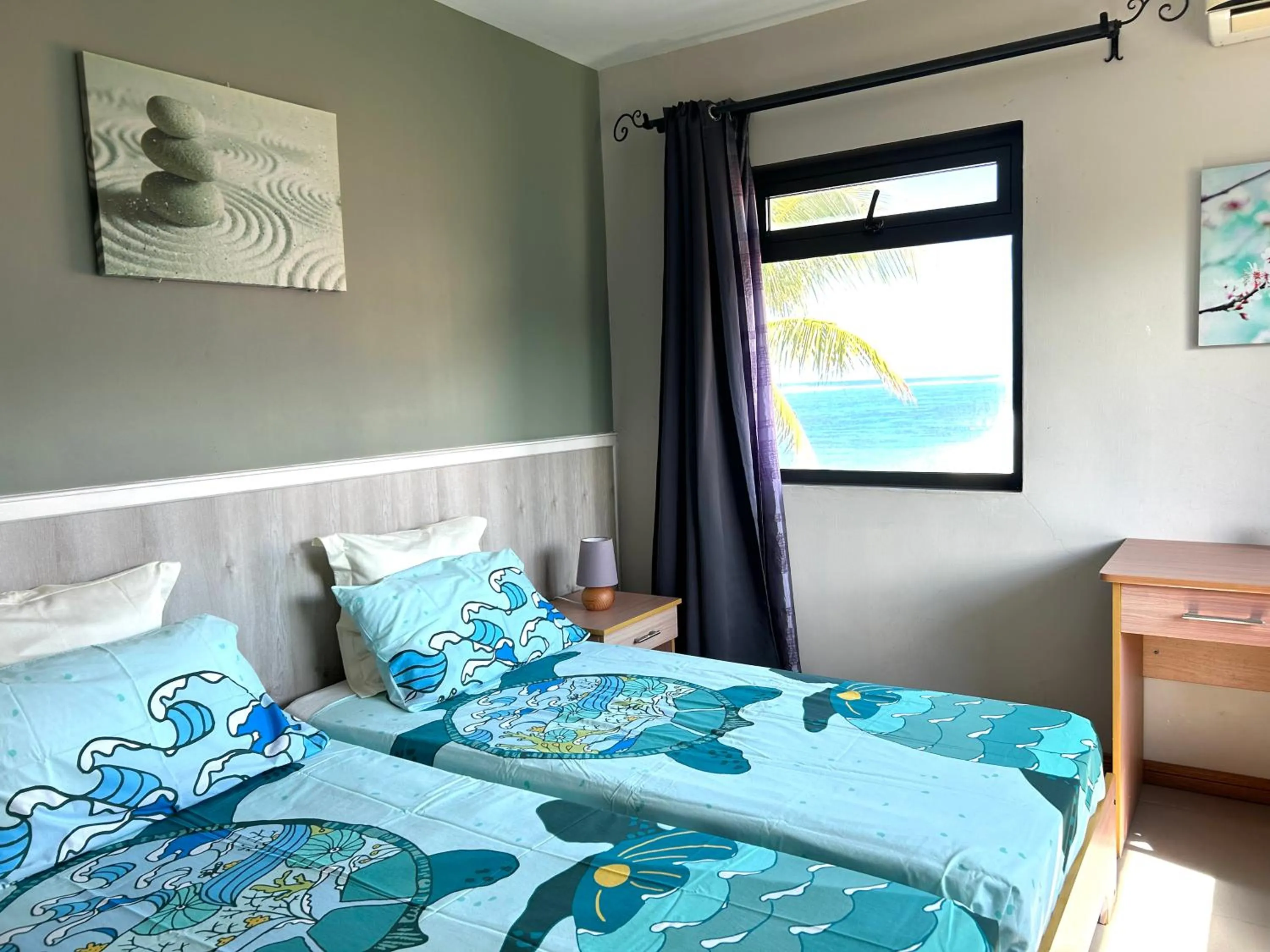 Bed in Blue Beryl Guest House