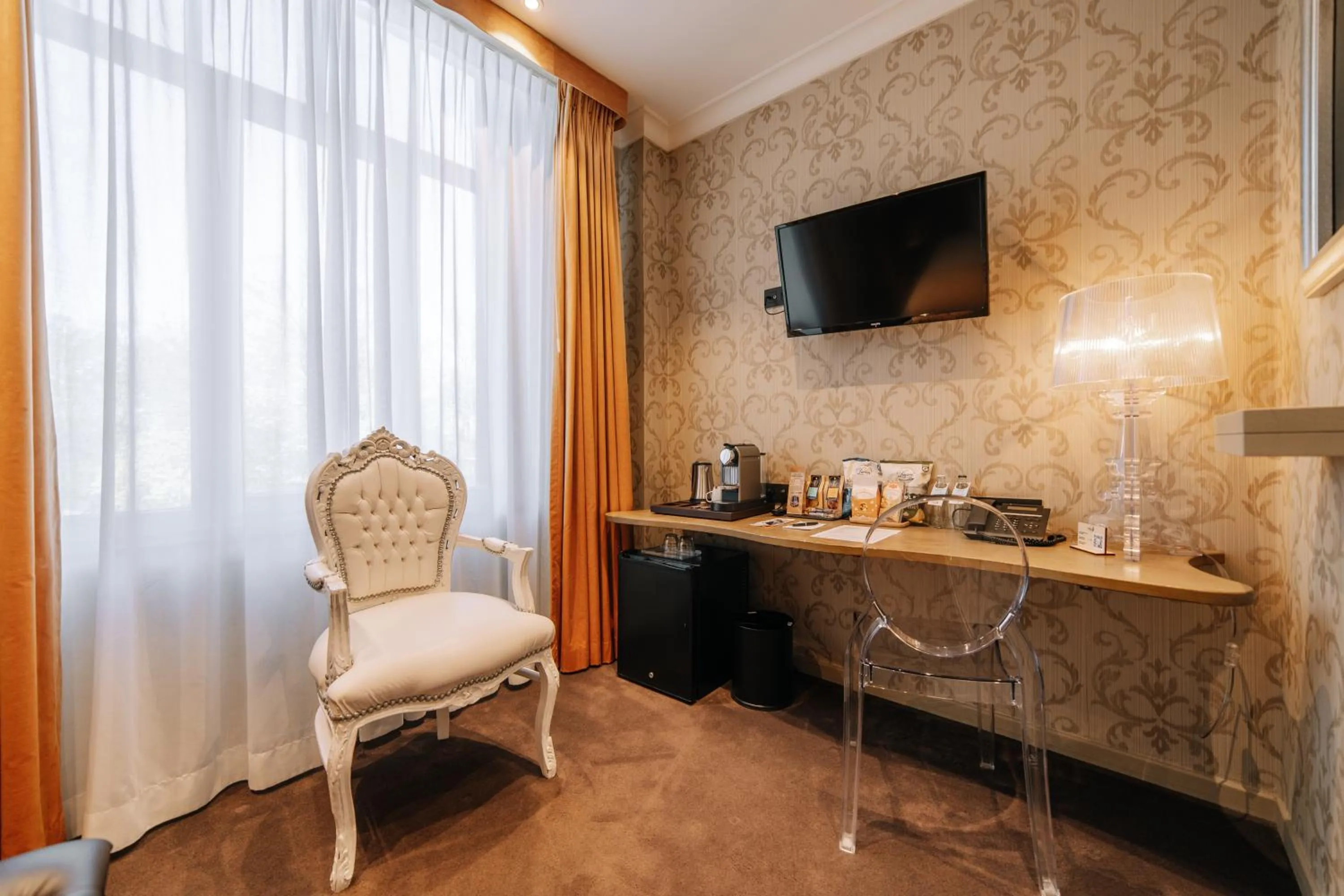 Property building in Le Chateau de Namur