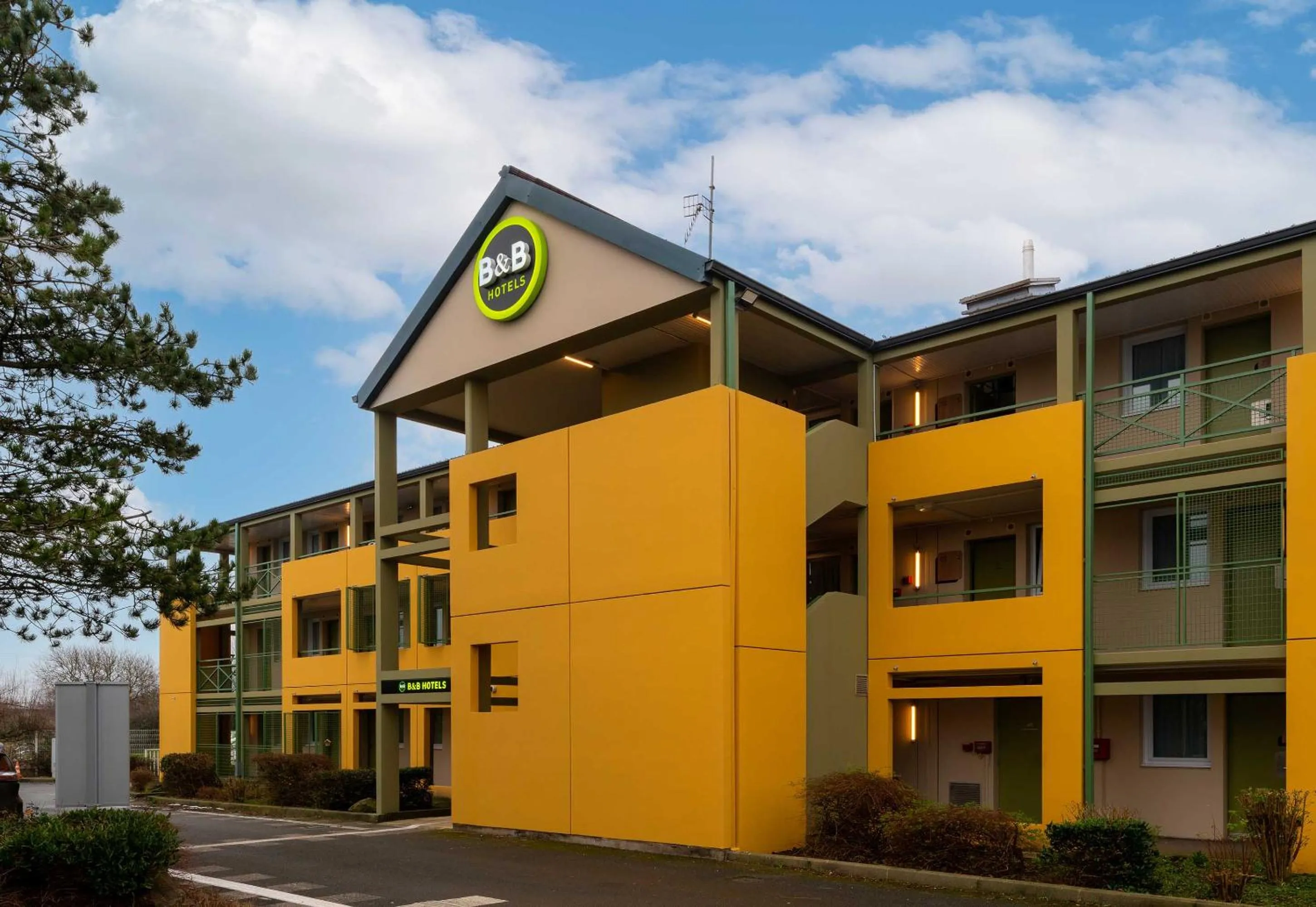 Property building in B&B HOTEL Boulogne-sur-Mer Saint-Martin