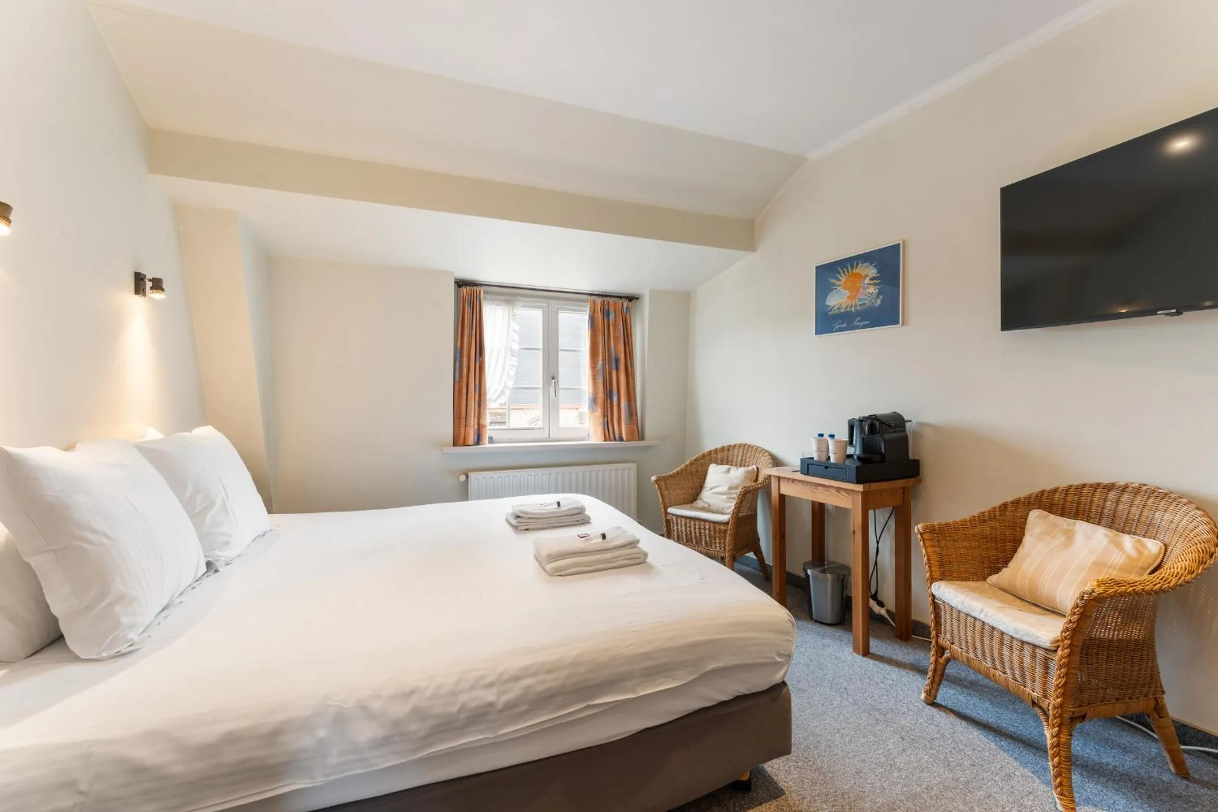 TV and multimedia, Bed in Hotel de Pauw