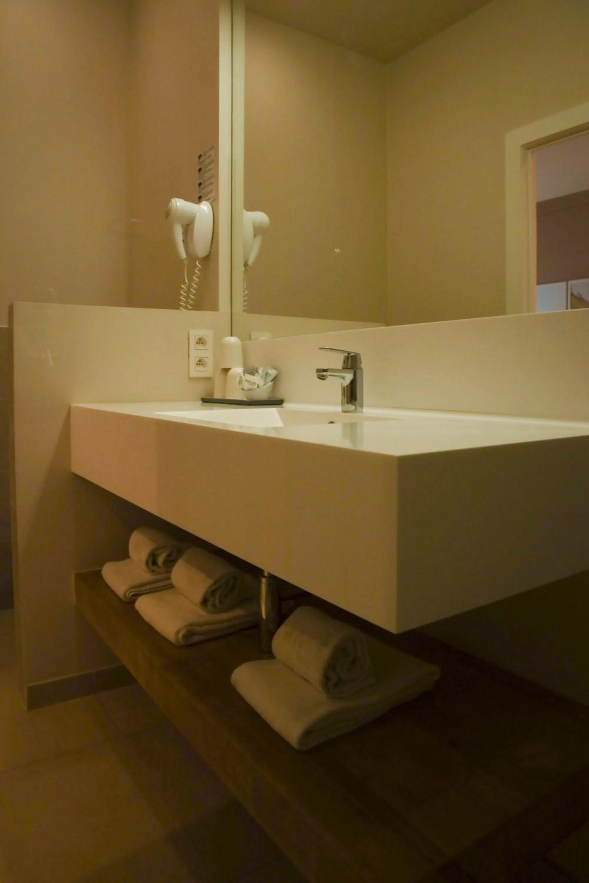 Bathroom in Alfa Inn