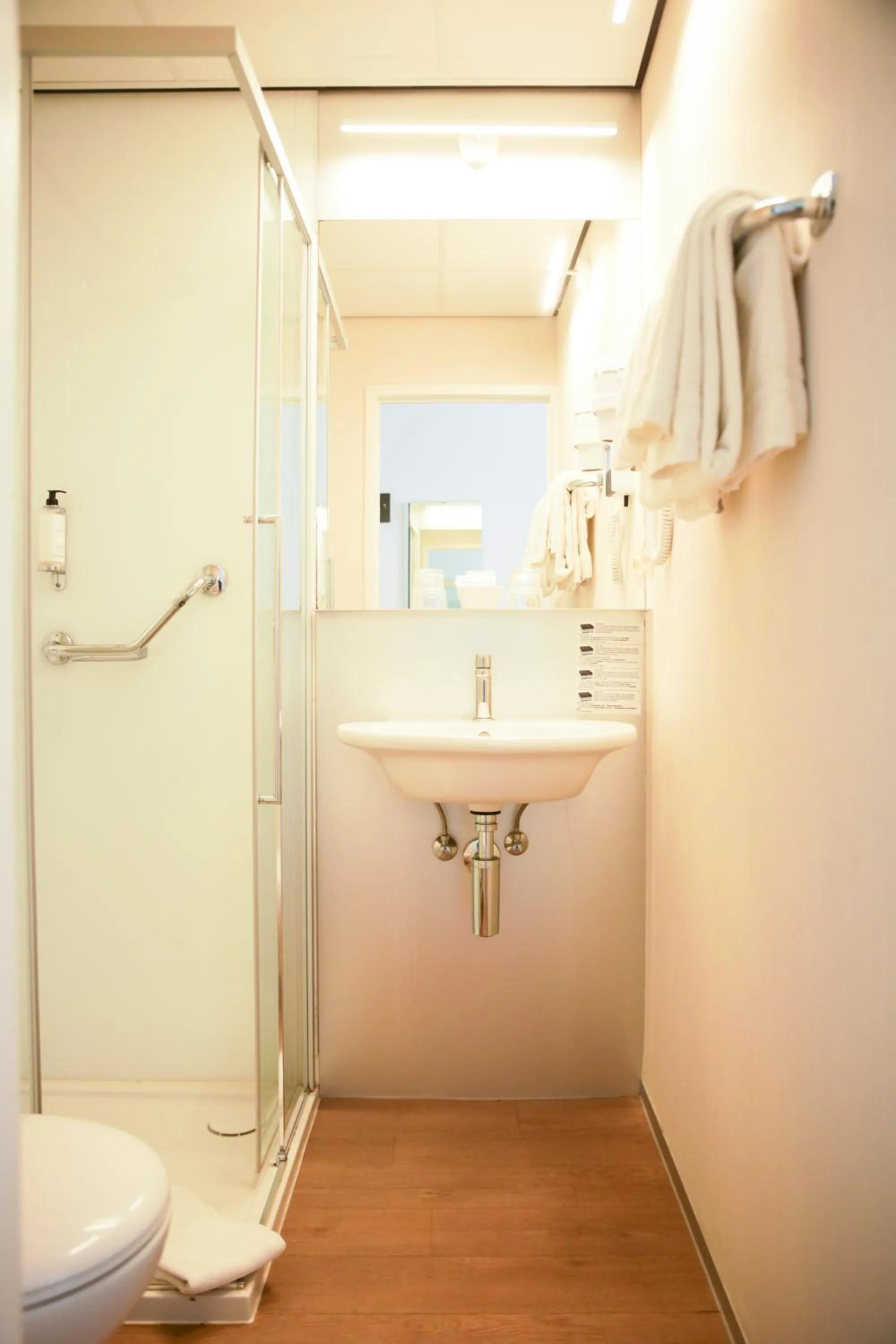 Bathroom in Alfa Inn