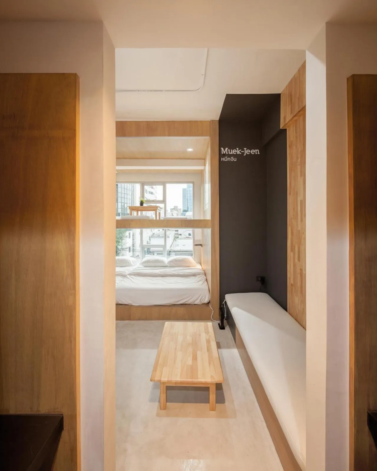 Living room, Bed in BoB Hostel บ็อบโฮสเทล