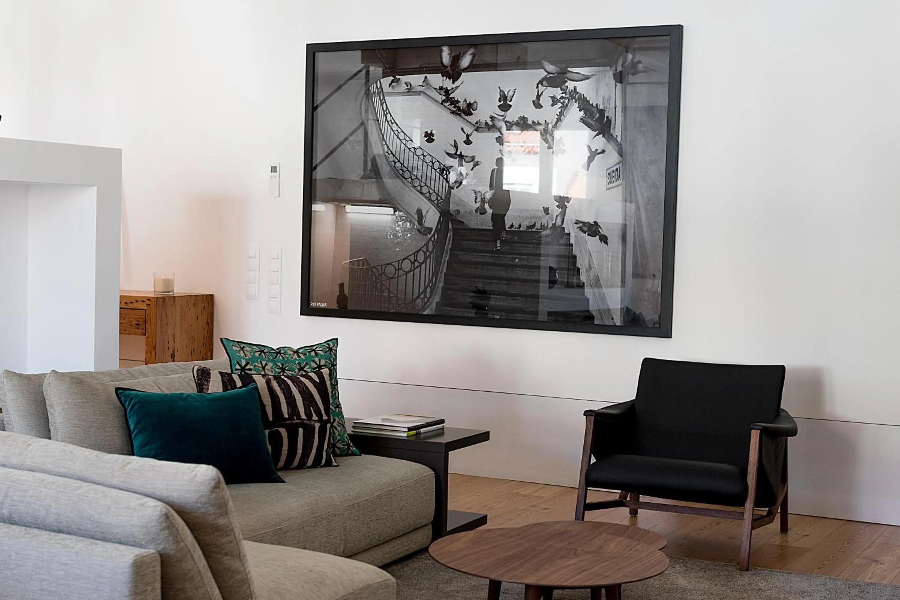 Flora Chiado Apartments