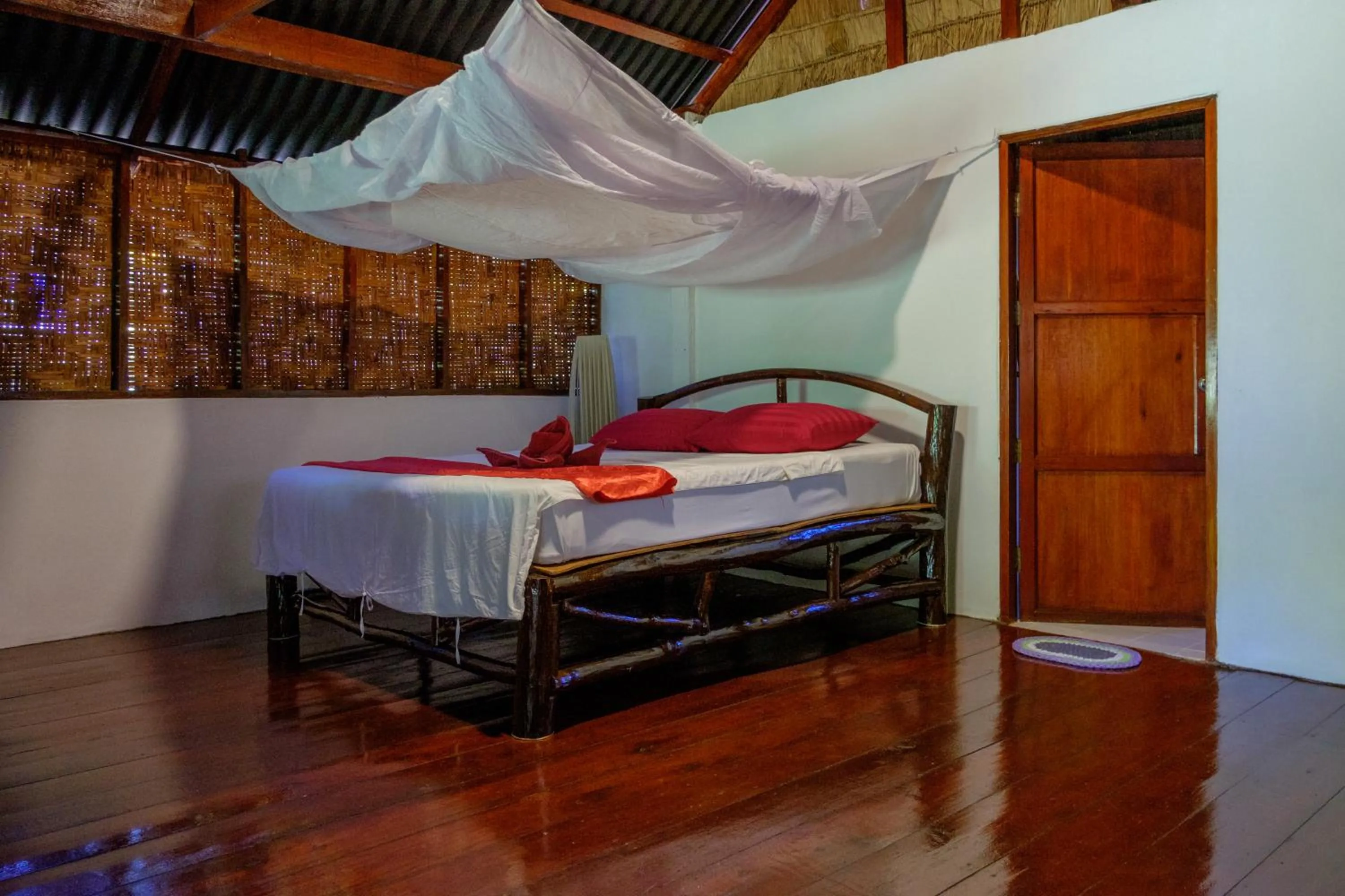 Bed in Andaman Sunflower