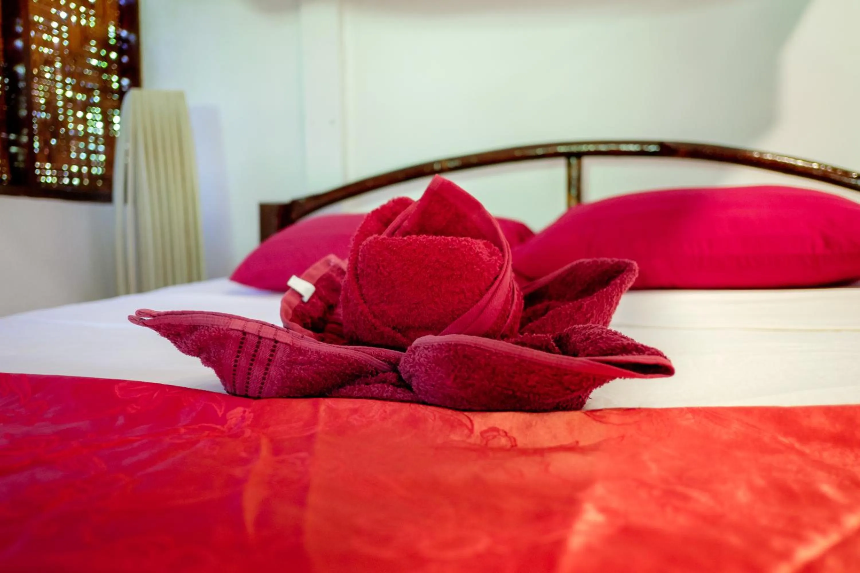 Bed in Andaman Sunflower