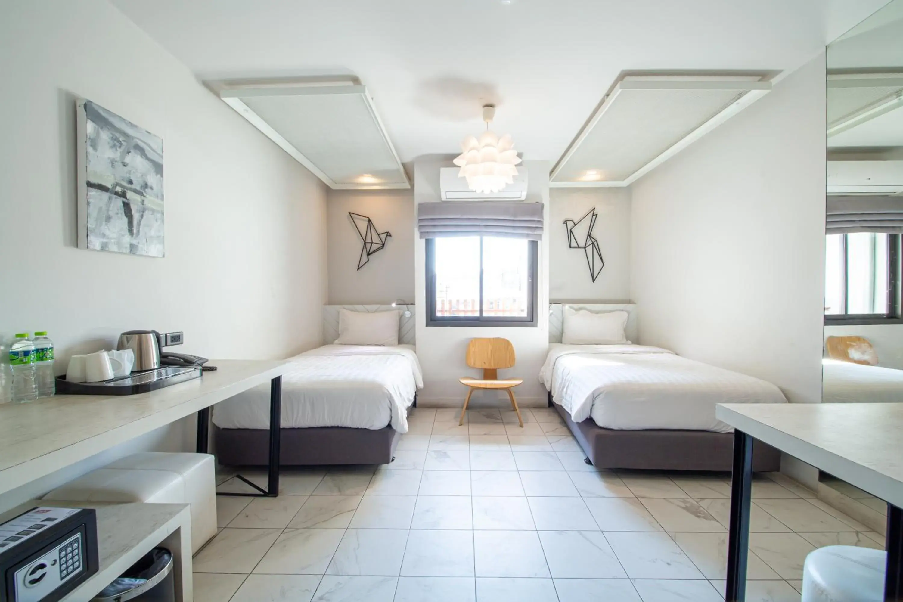 Standard Twin Room in WE Terminal Hotel Standard Twin Room in WE Terminal Hotel