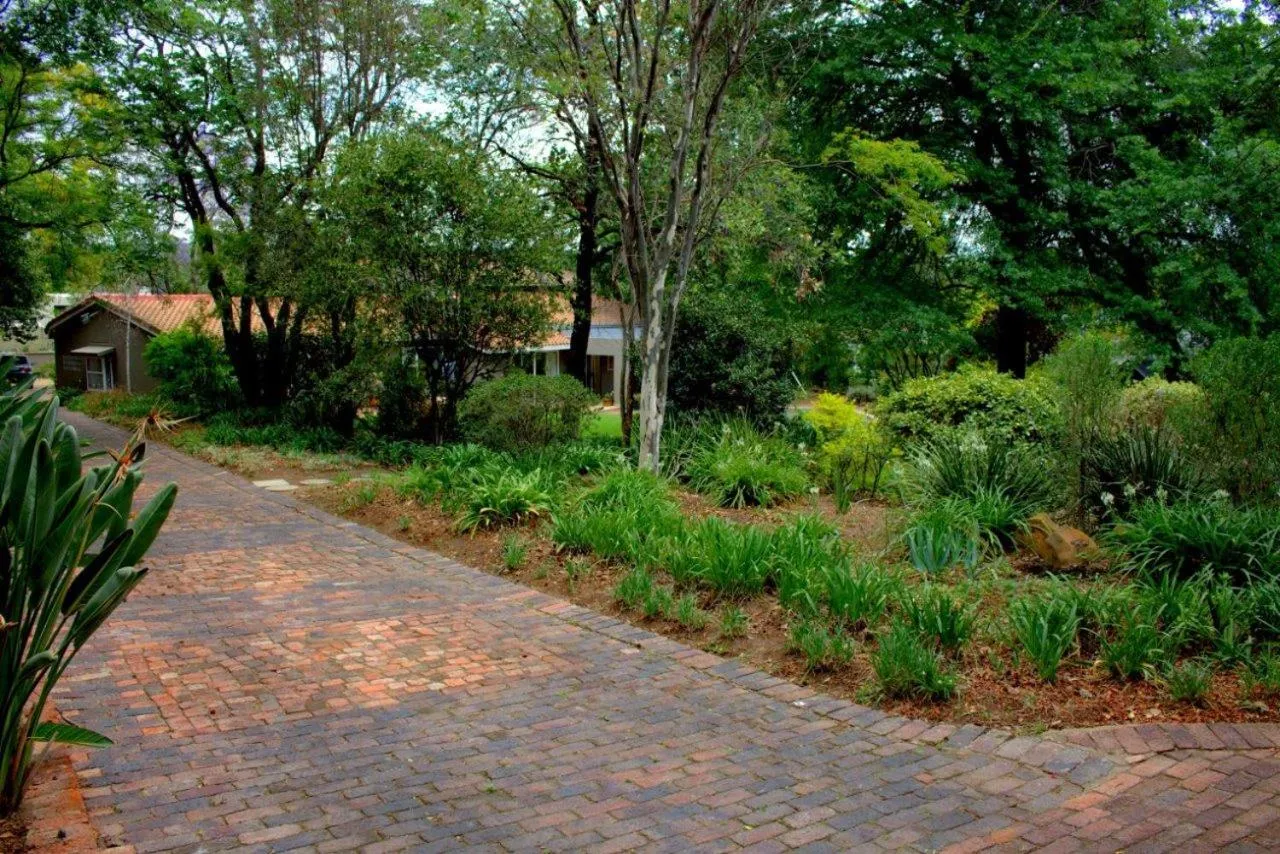 Facade/entrance in Wild Olive Executive Suite