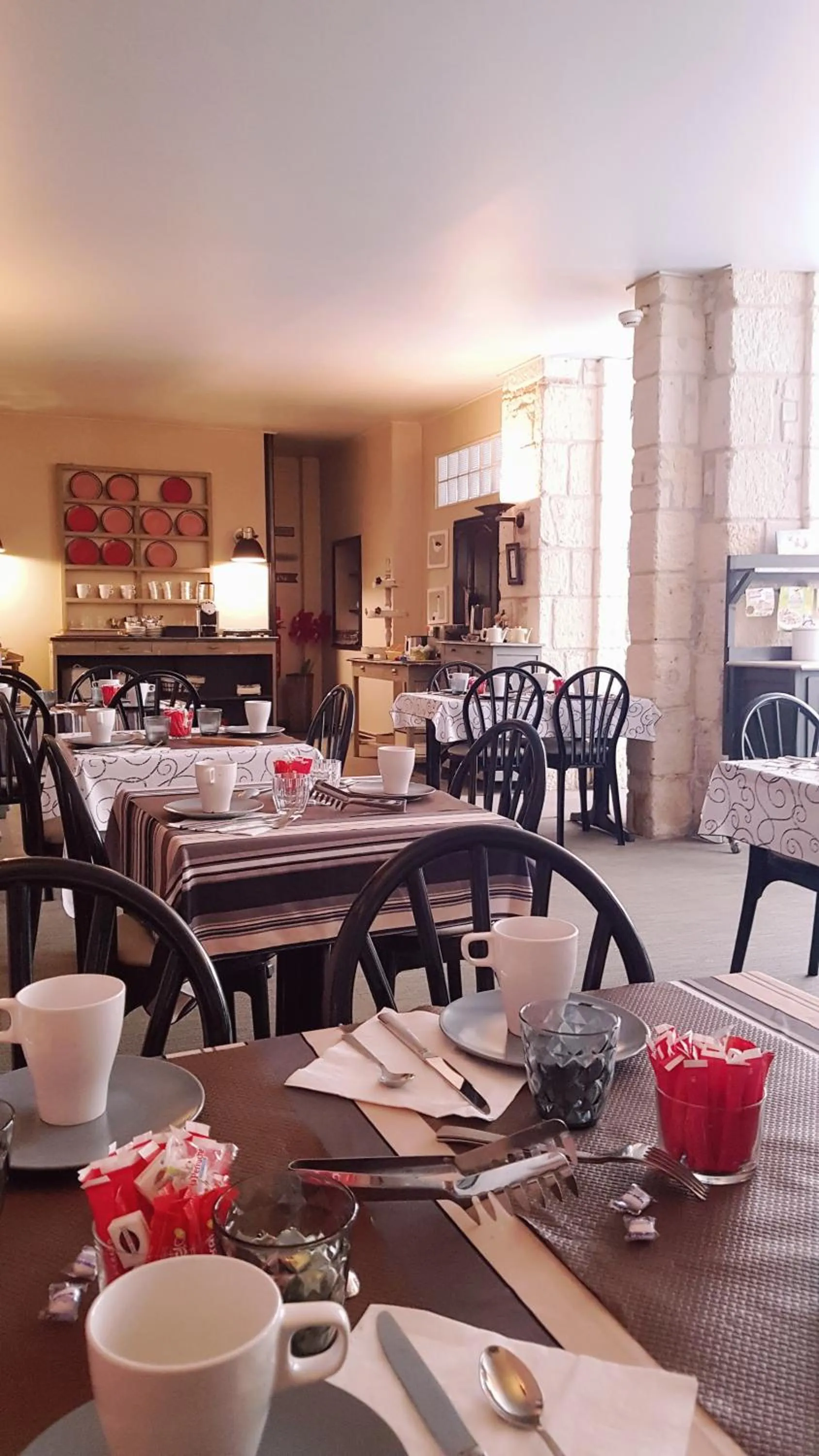 Restaurant/places to eat in Cit'Hotel des Messageries