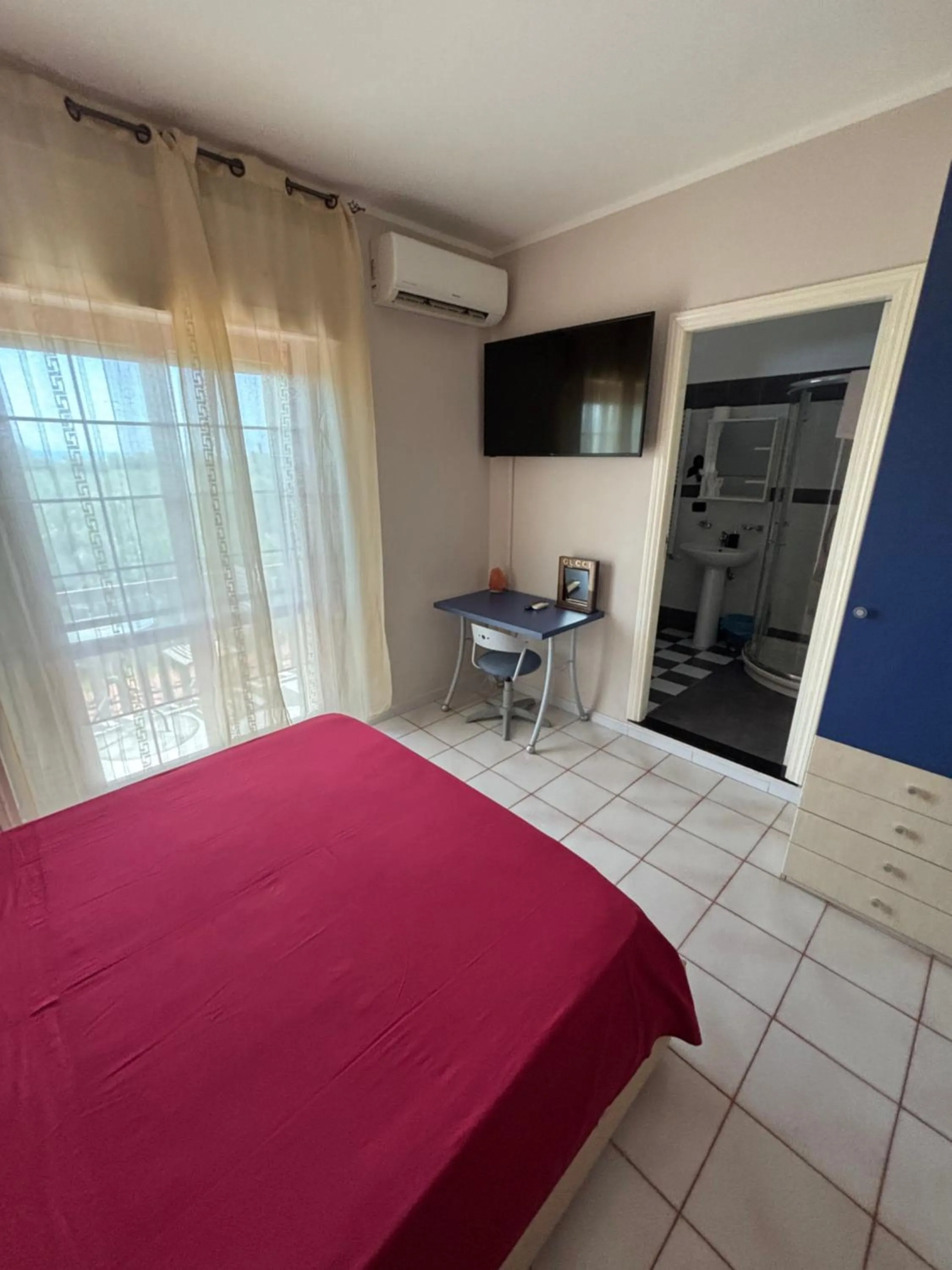 Bed in B&B Villa dei Fiori