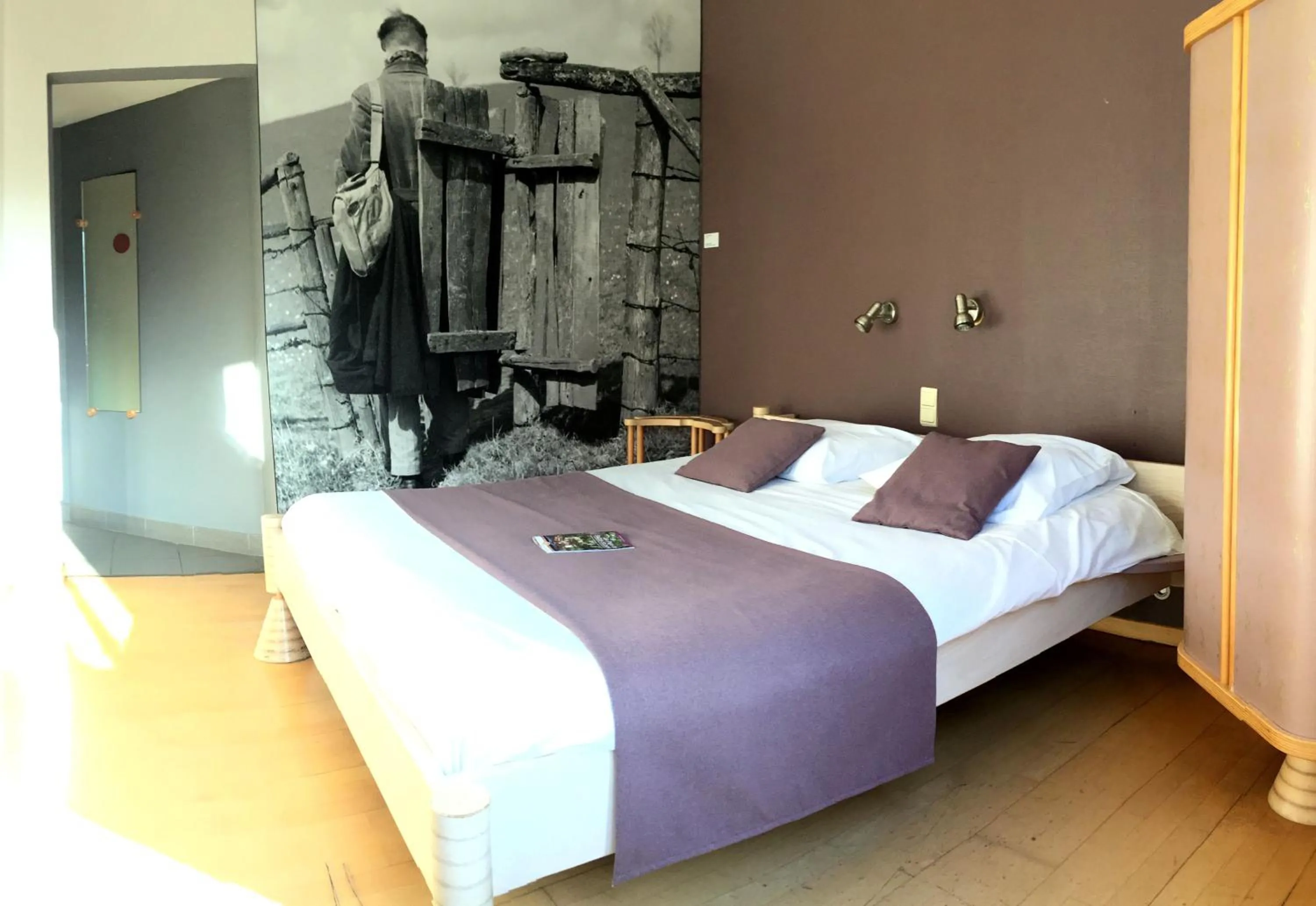 Photo of the whole room, Bed in Hôtel Val de Poix- Logis Hôtel Restaurant