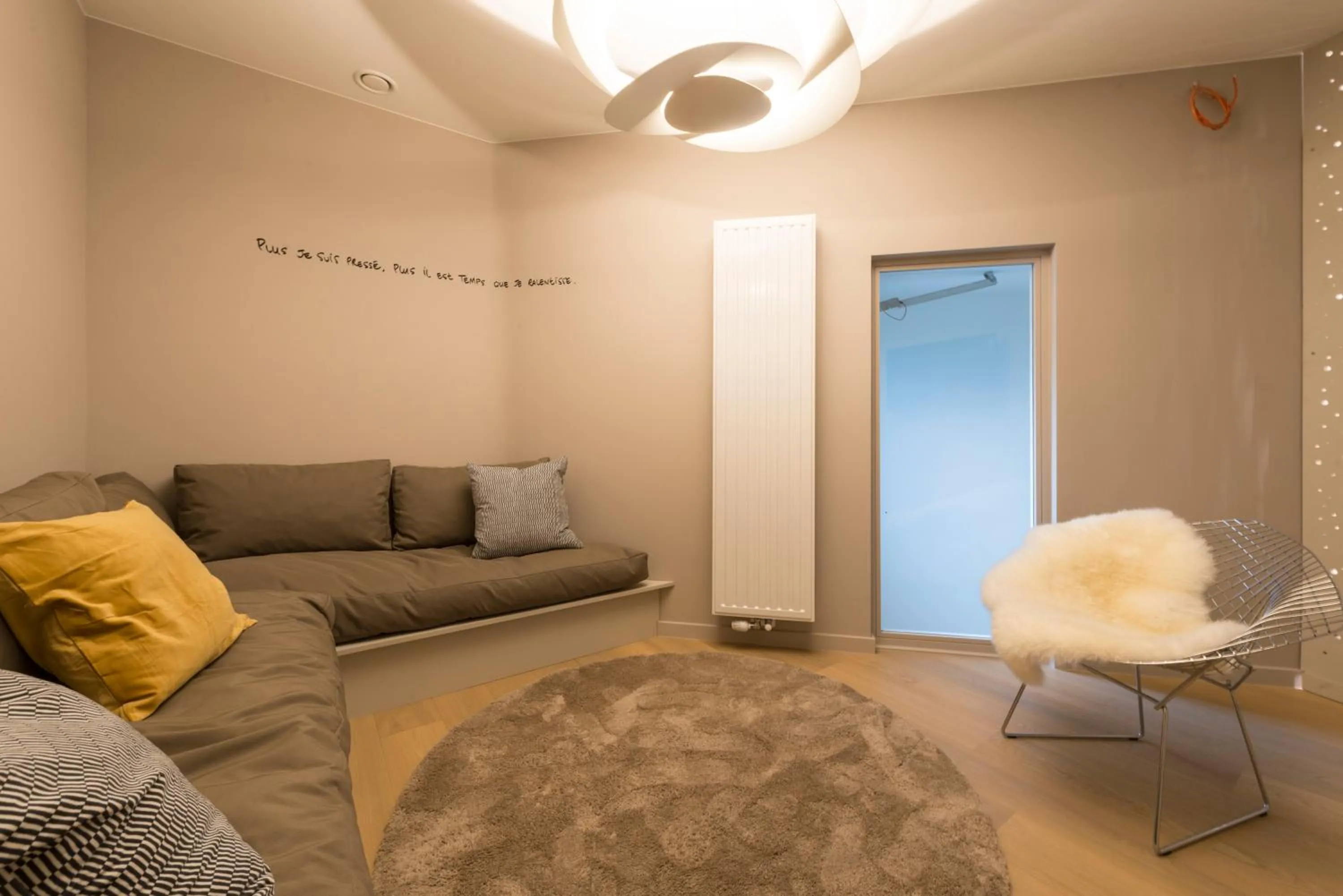 Living room in Hôtel Val de Poix- Logis Hôtel Restaurant